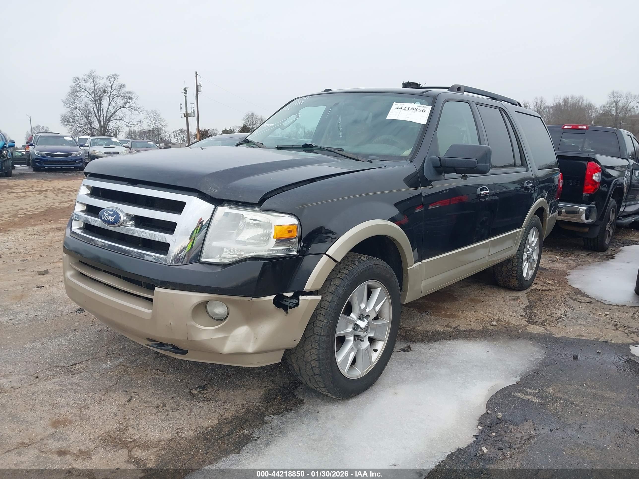 FORD EXPEDITION image 2