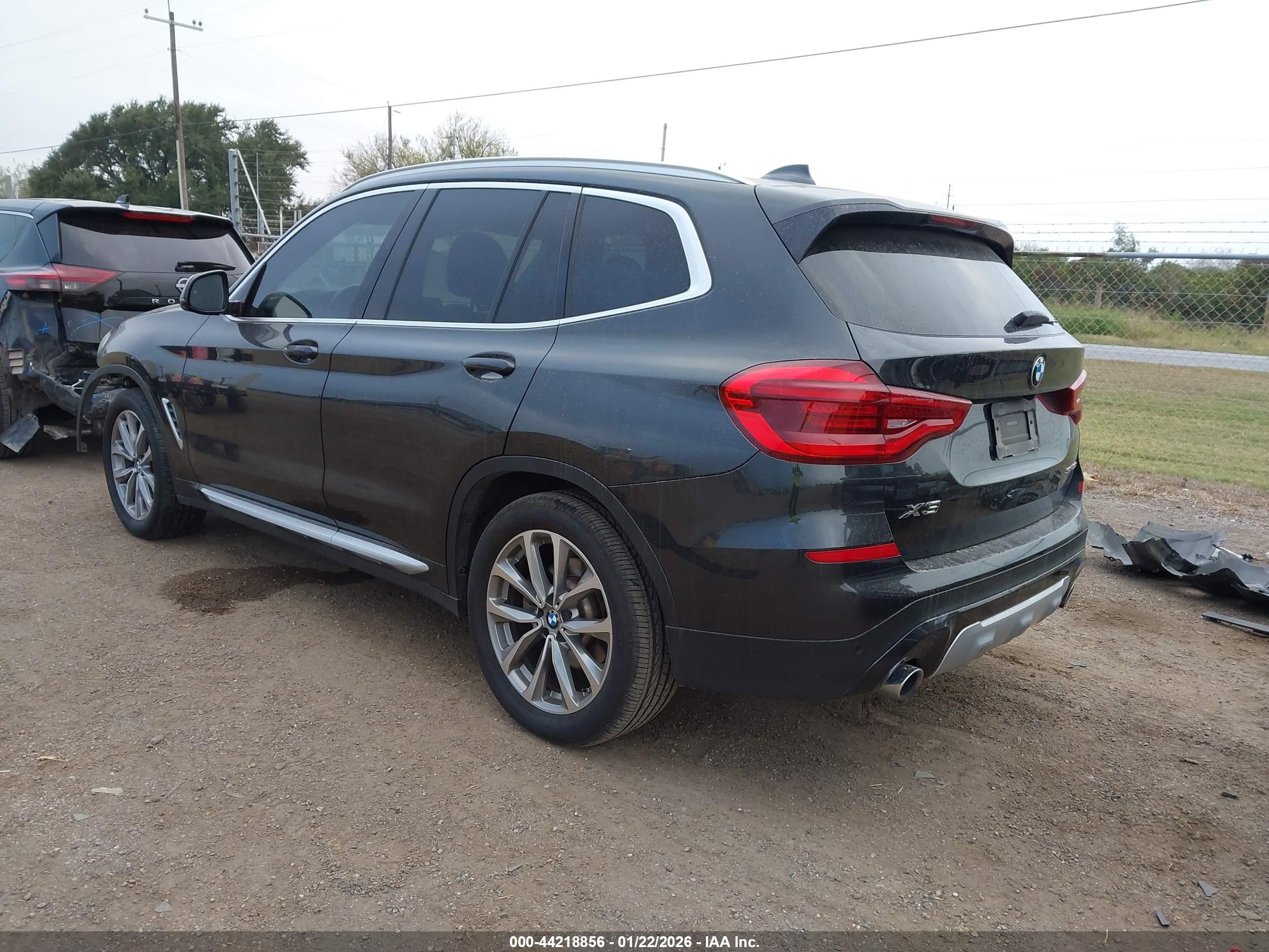 BMW X3 image 3