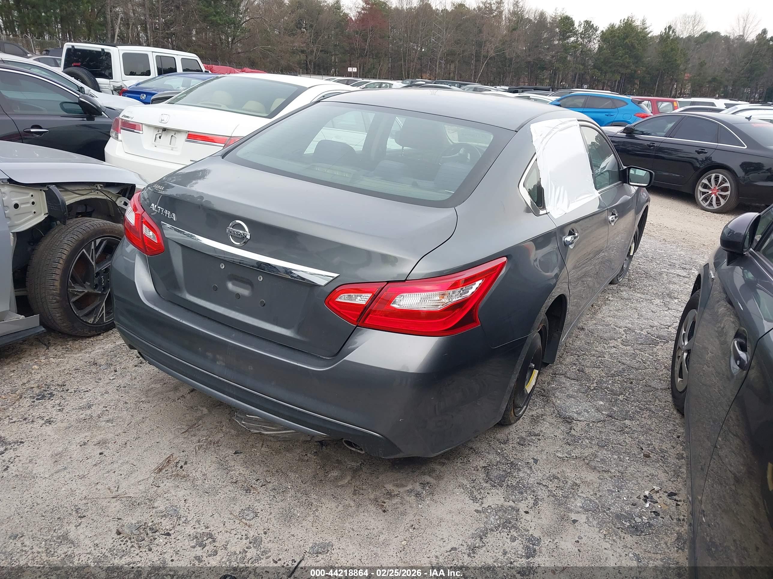NISSAN ALTIMA image 4