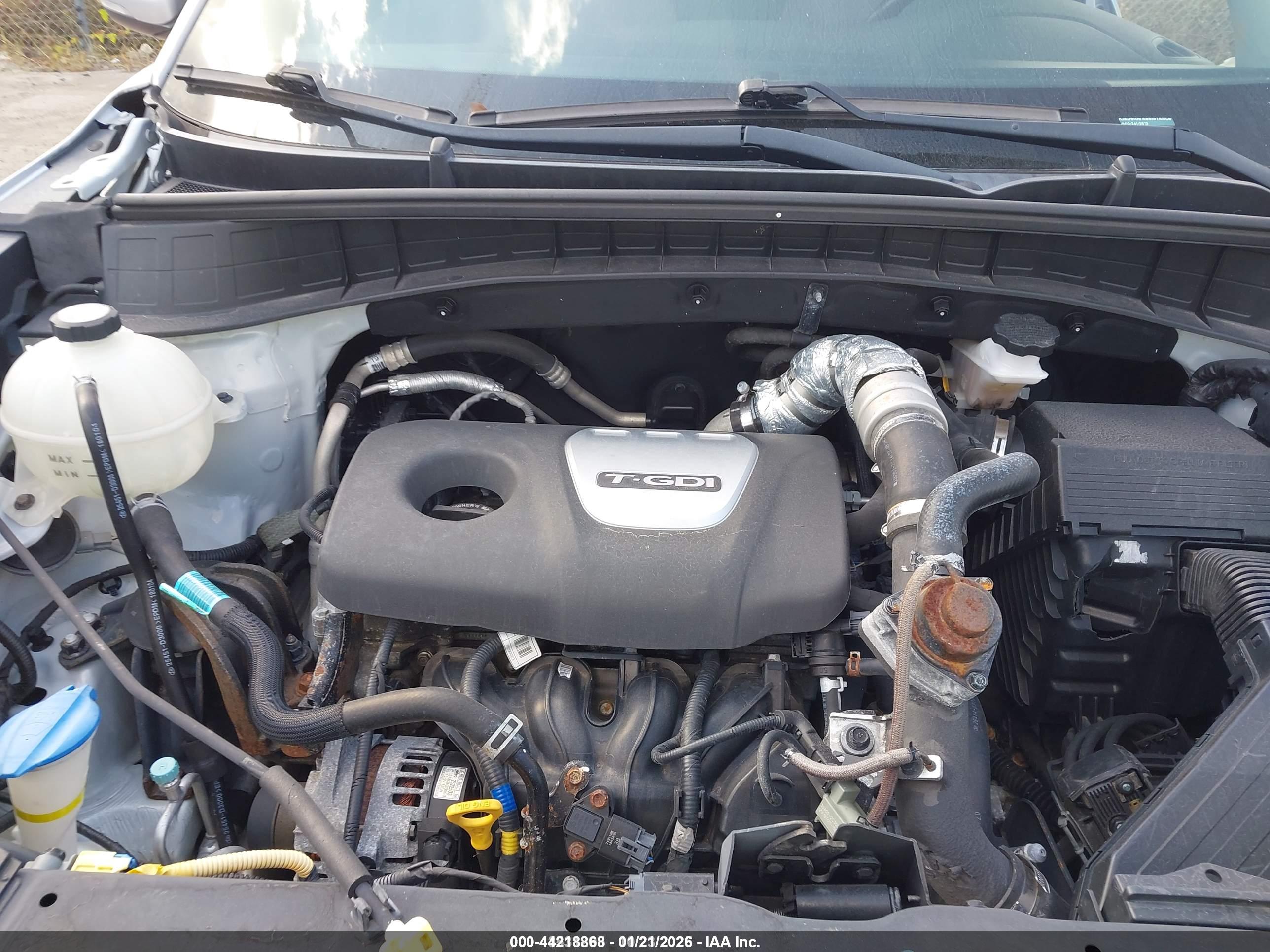 HYUNDAI TUCSON image 10