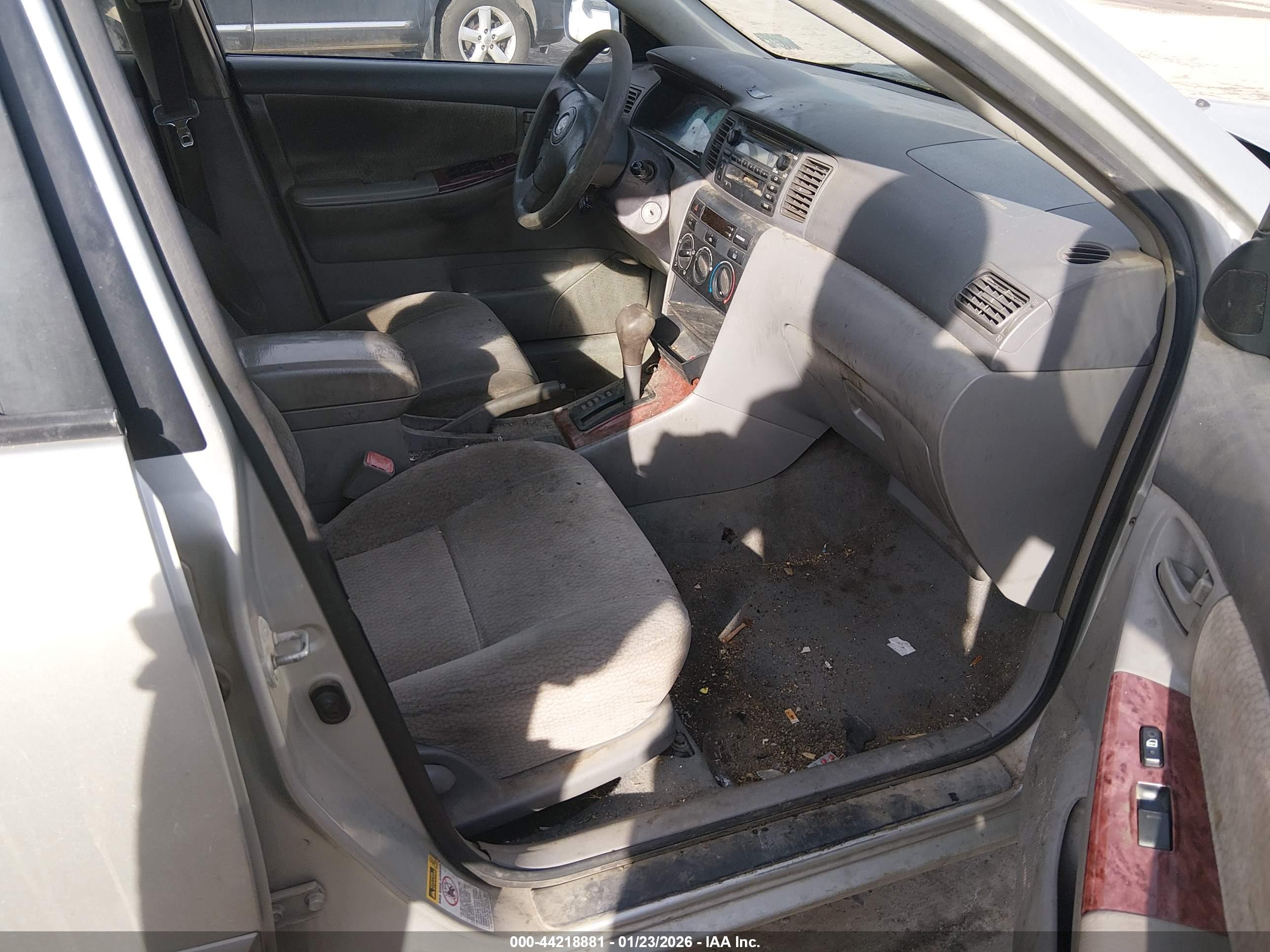 TOYOTA COROLLA image 5