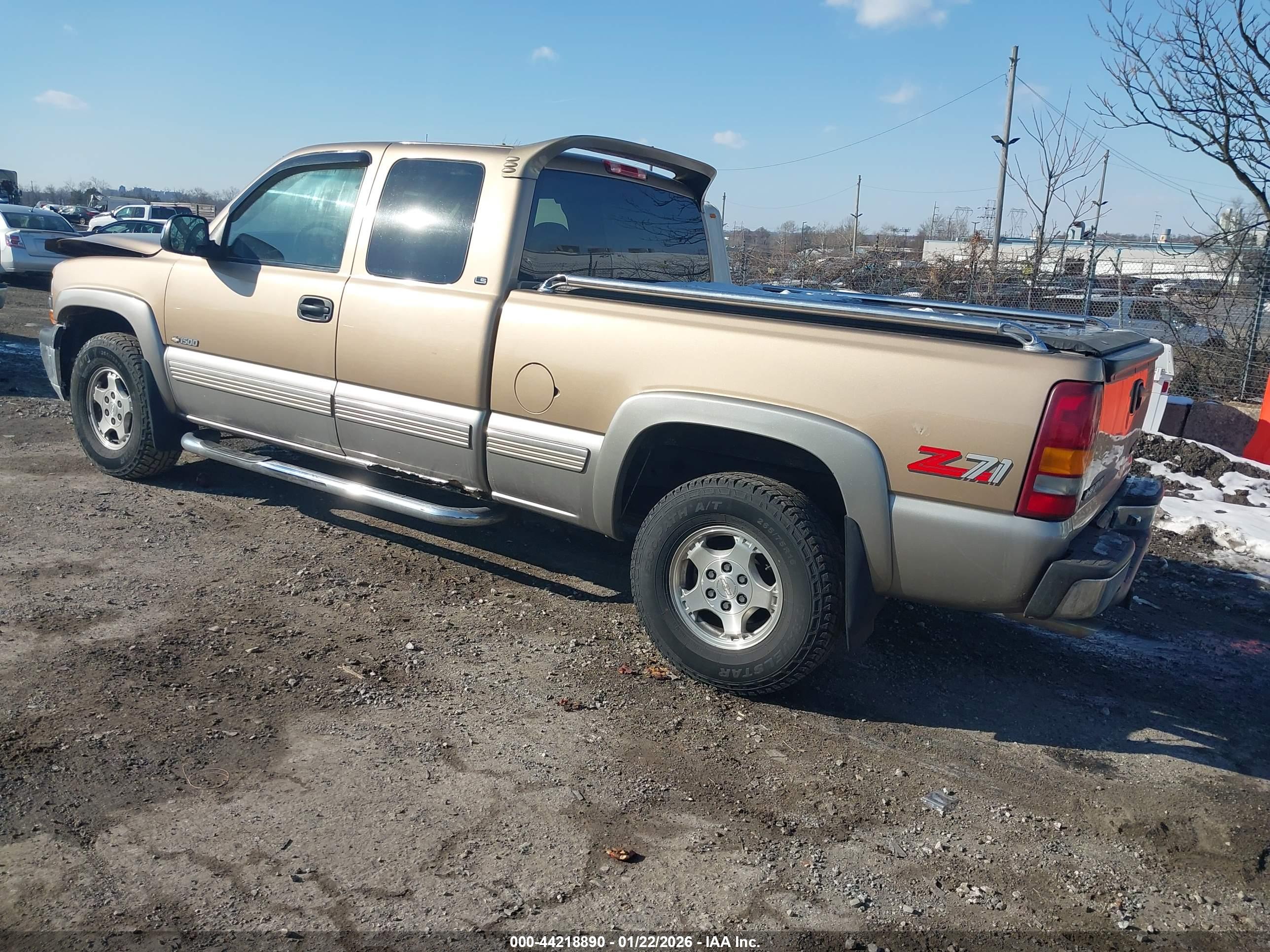 CHEVROLET SILVERADO image 3