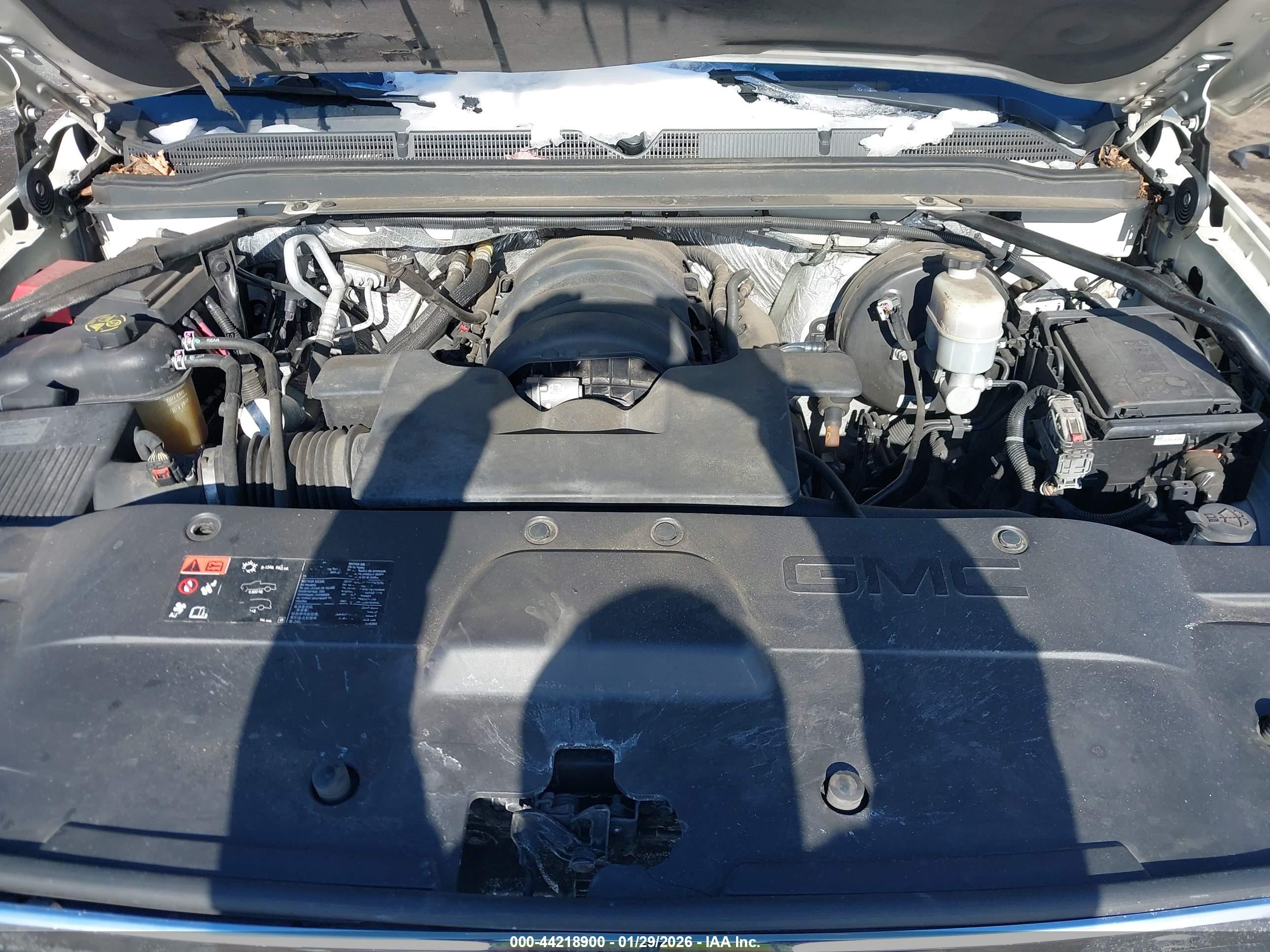 GMC YUKON image 10