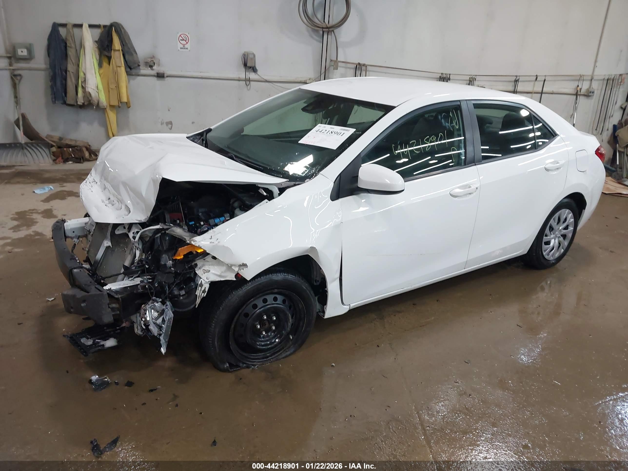 TOYOTA COROLLA image 2