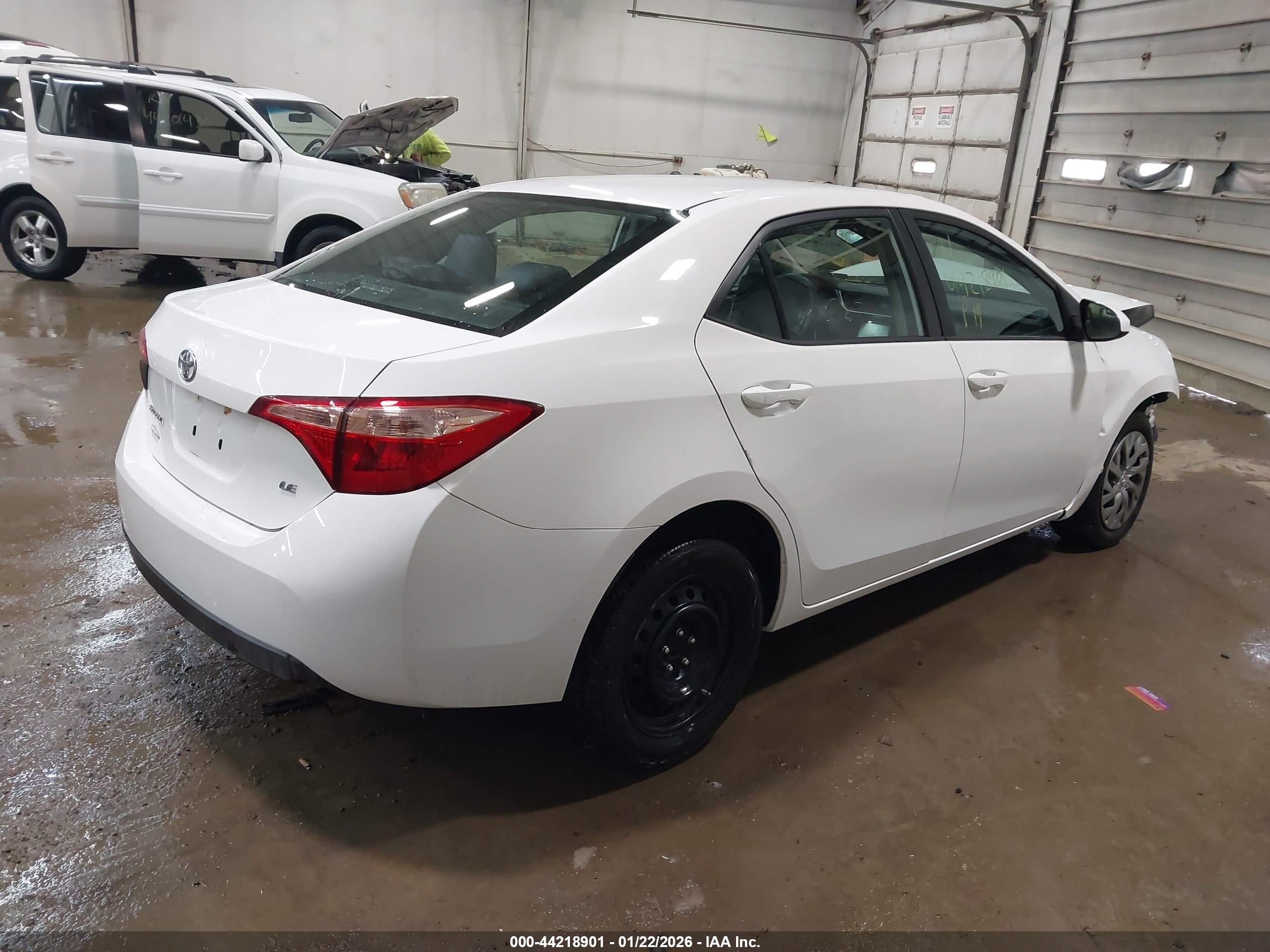 TOYOTA COROLLA image 4