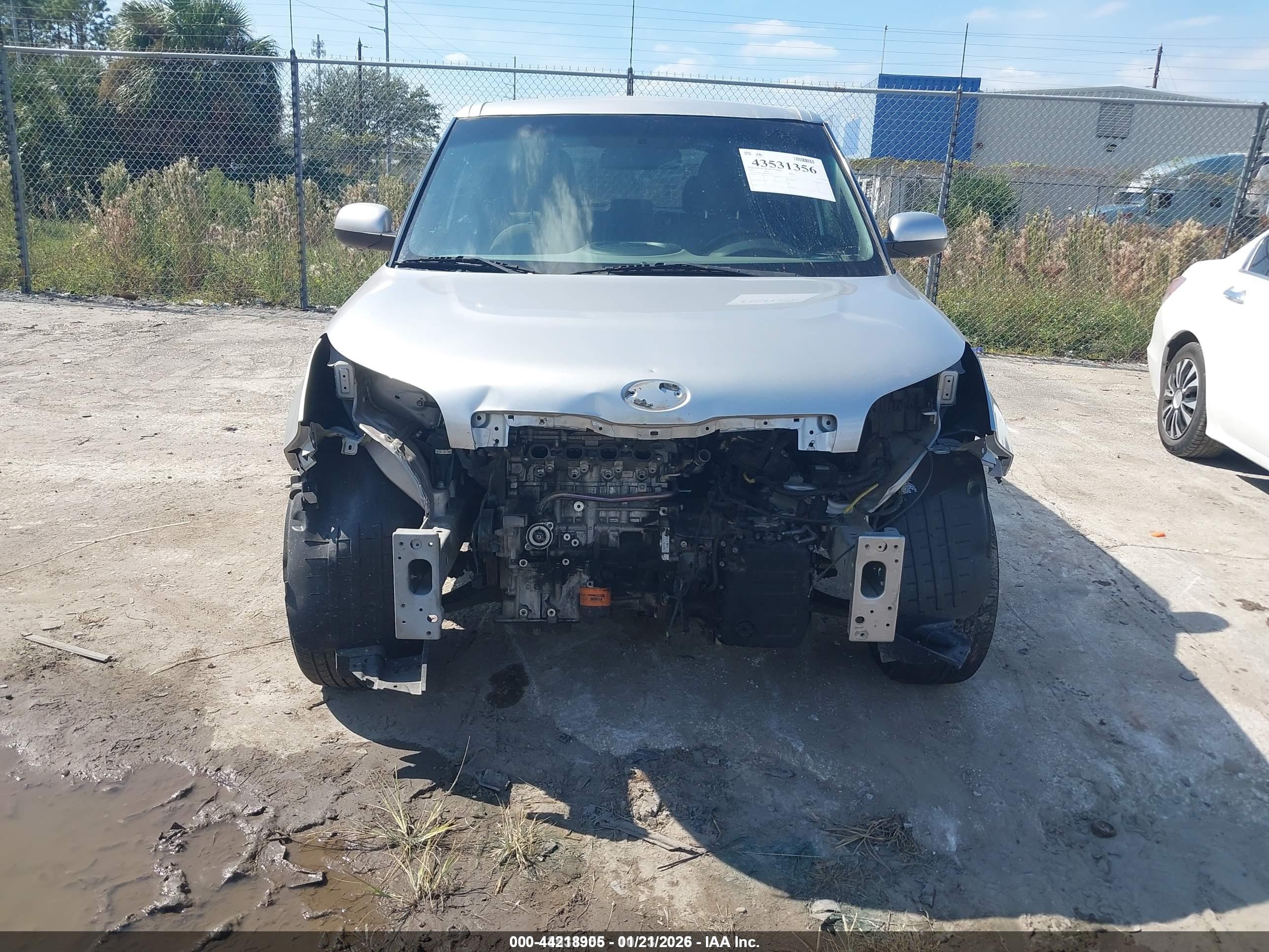 KIA SOUL image 6