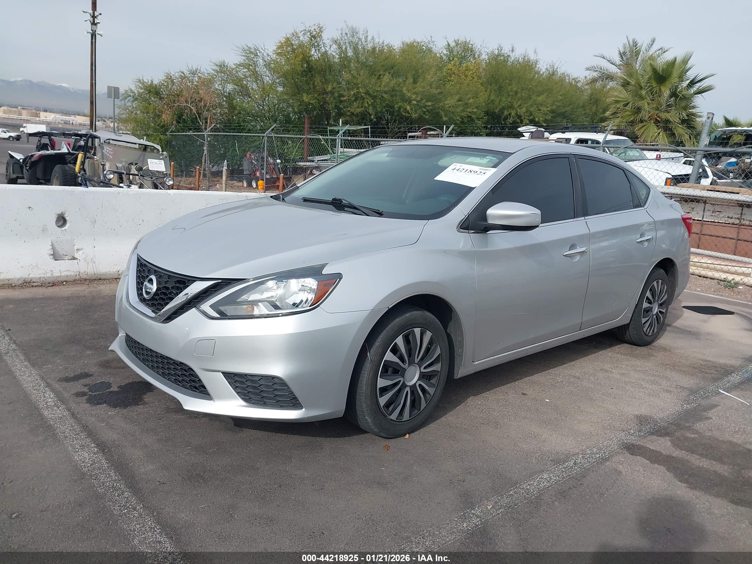 NISSAN SENTRA image 2