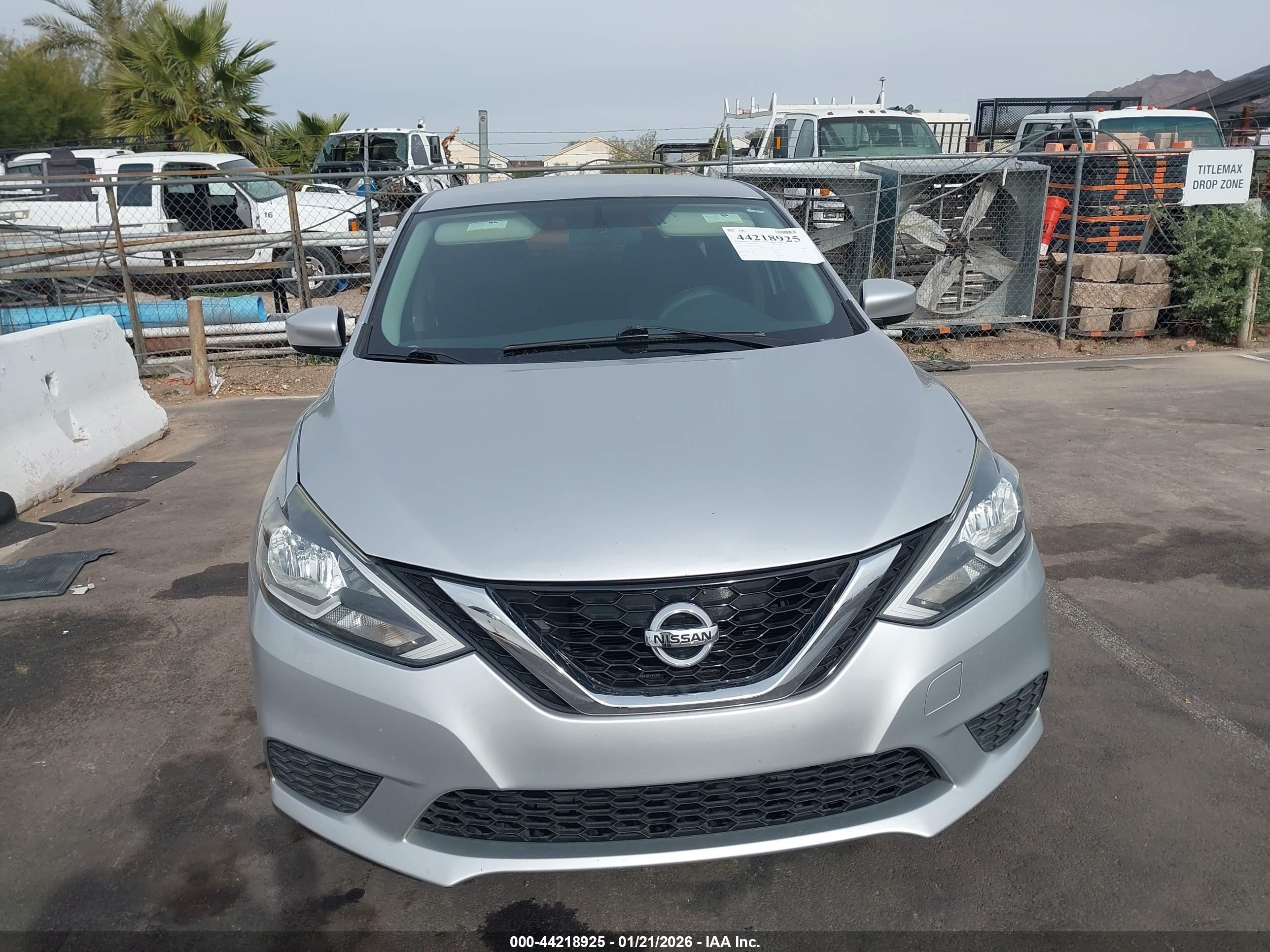 NISSAN SENTRA image 6