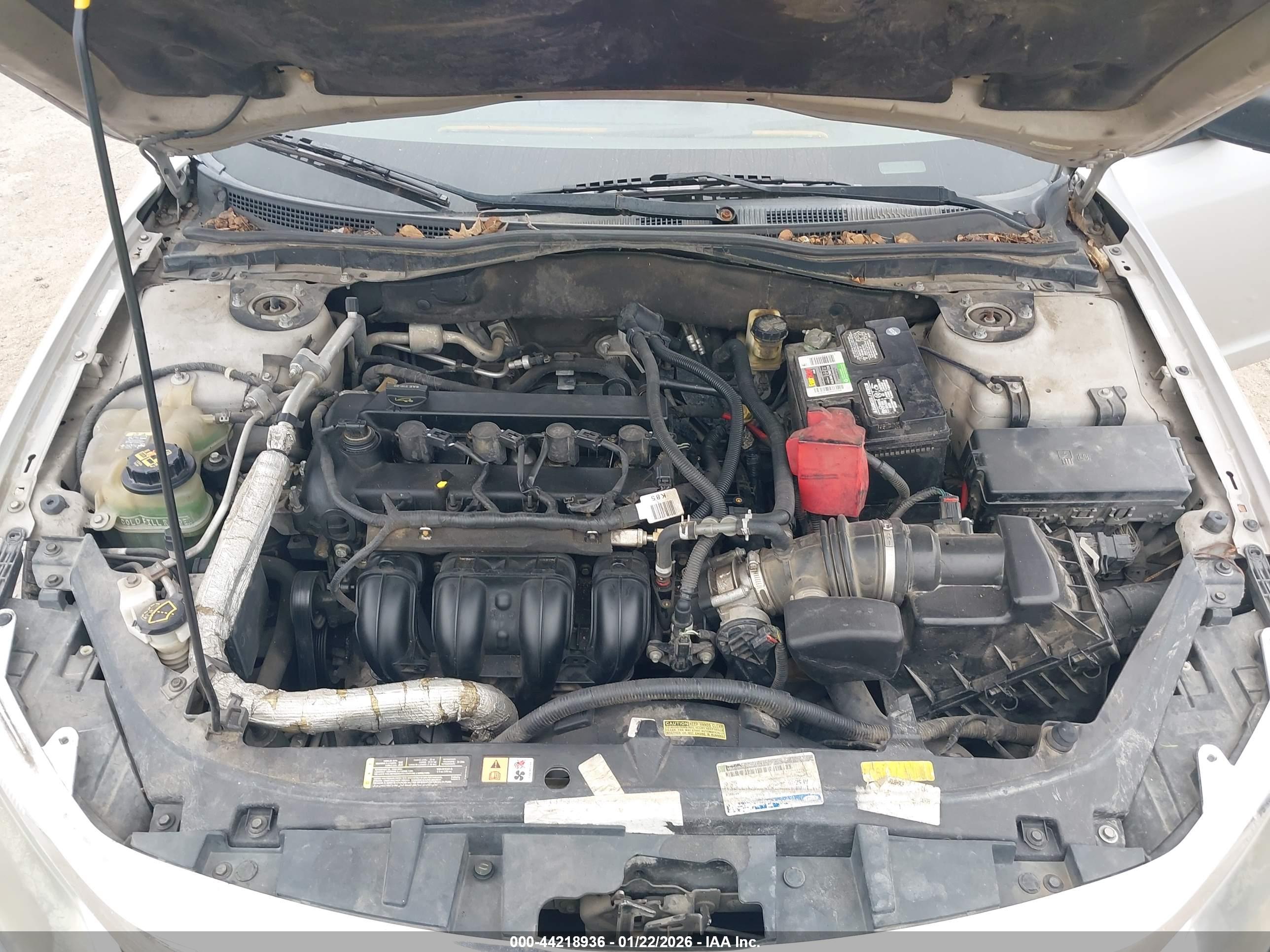 FORD FUSION image 10