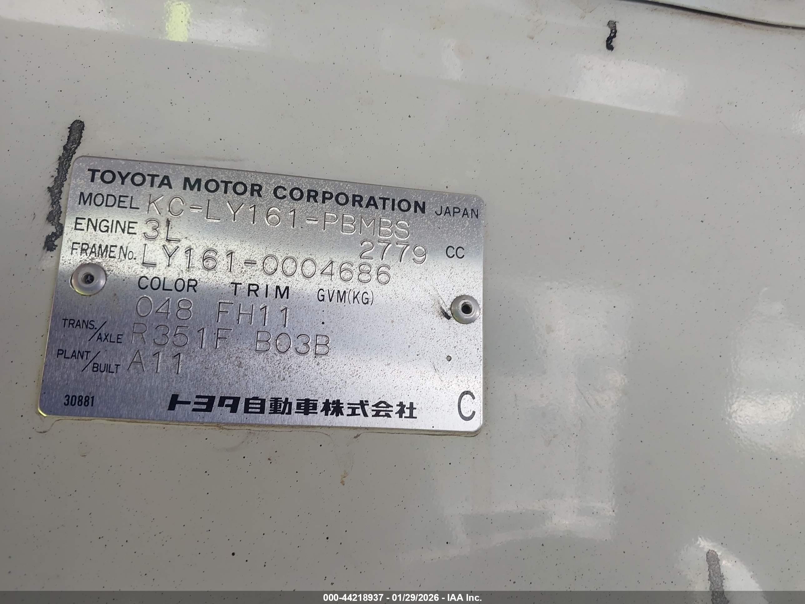 TOYOTA PICKUP image 9