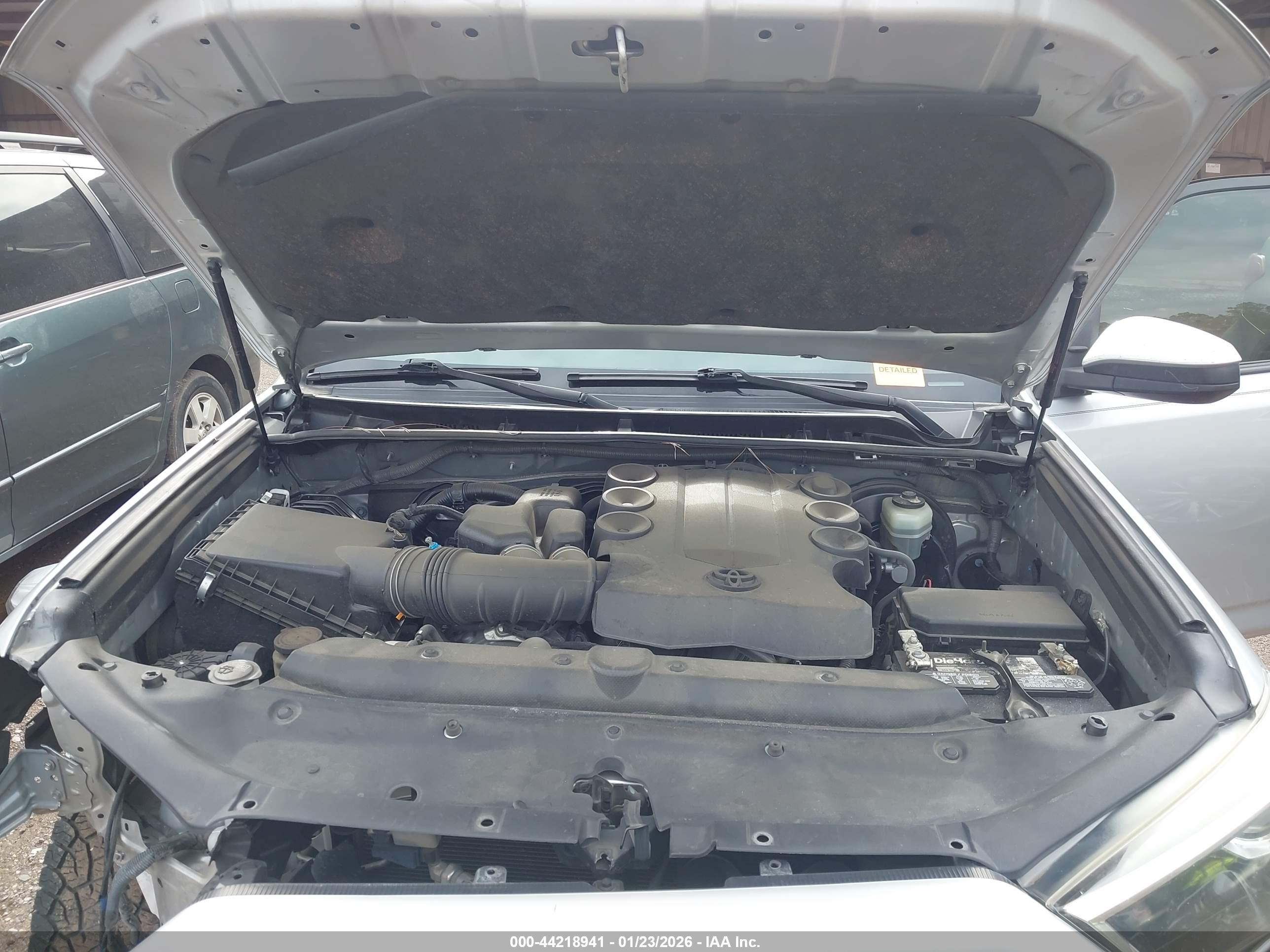 TOYOTA 4RUNNER image 10