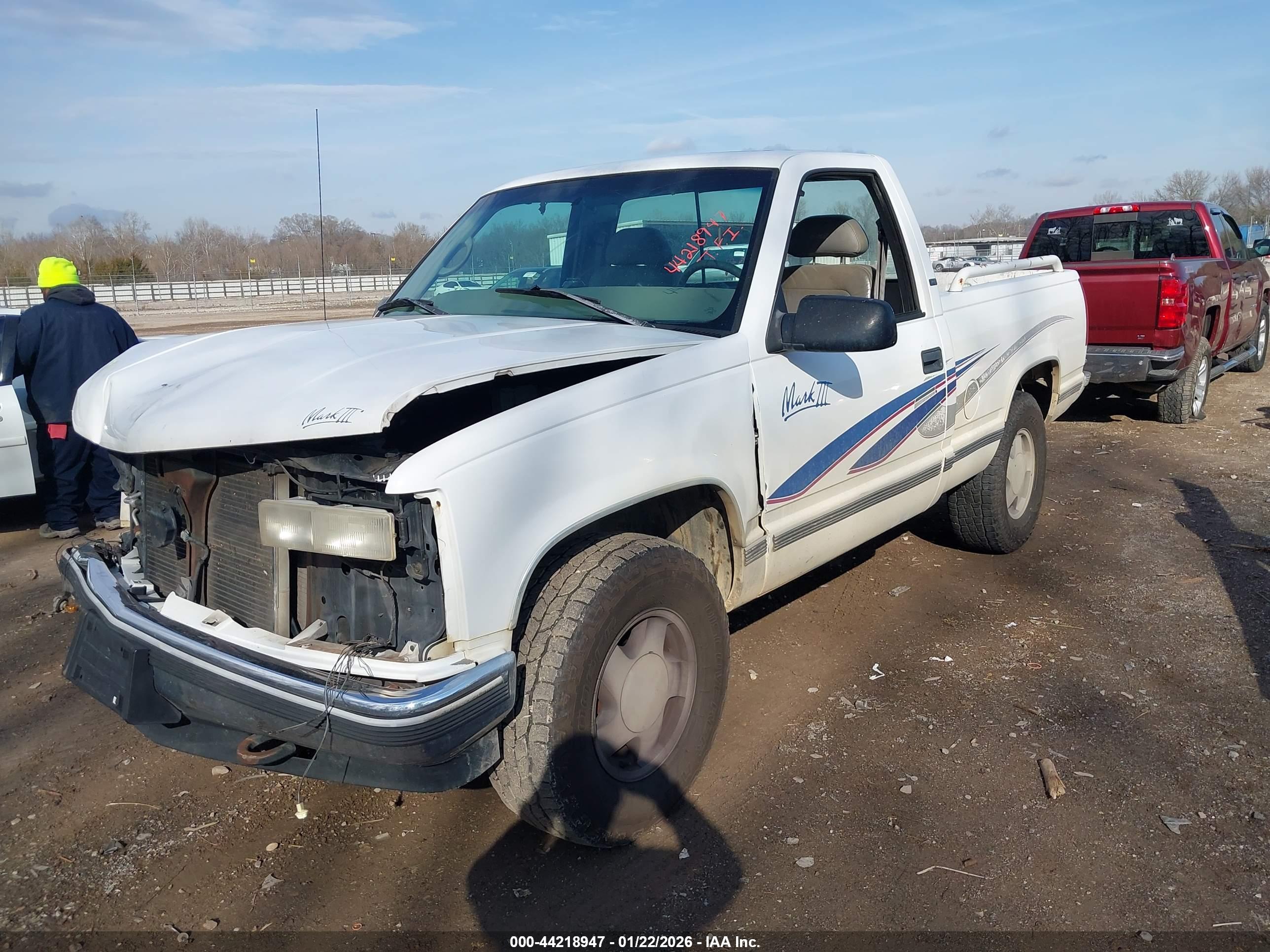 CHEVROLET K1500 image 2