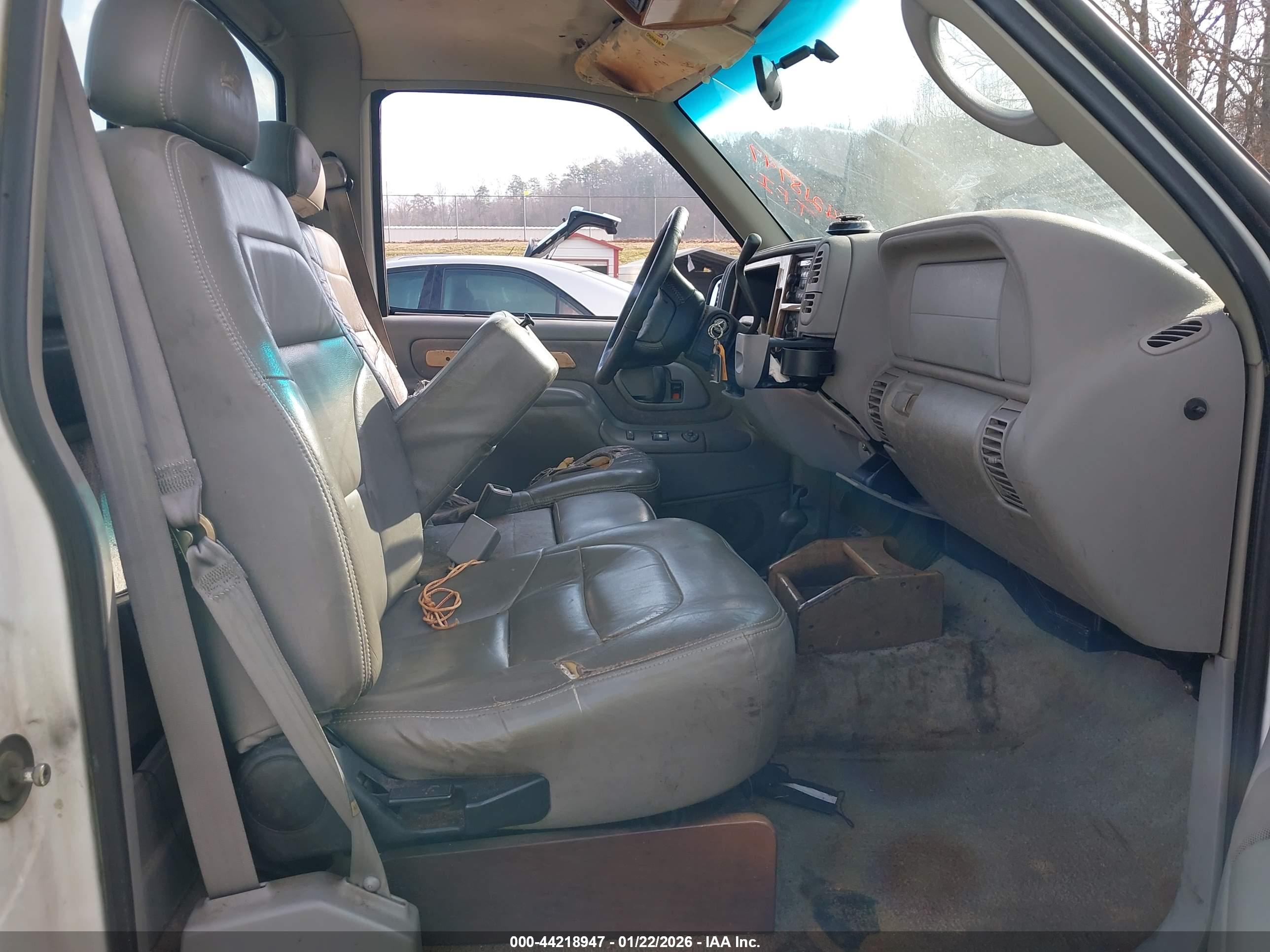 CHEVROLET K1500 image 5