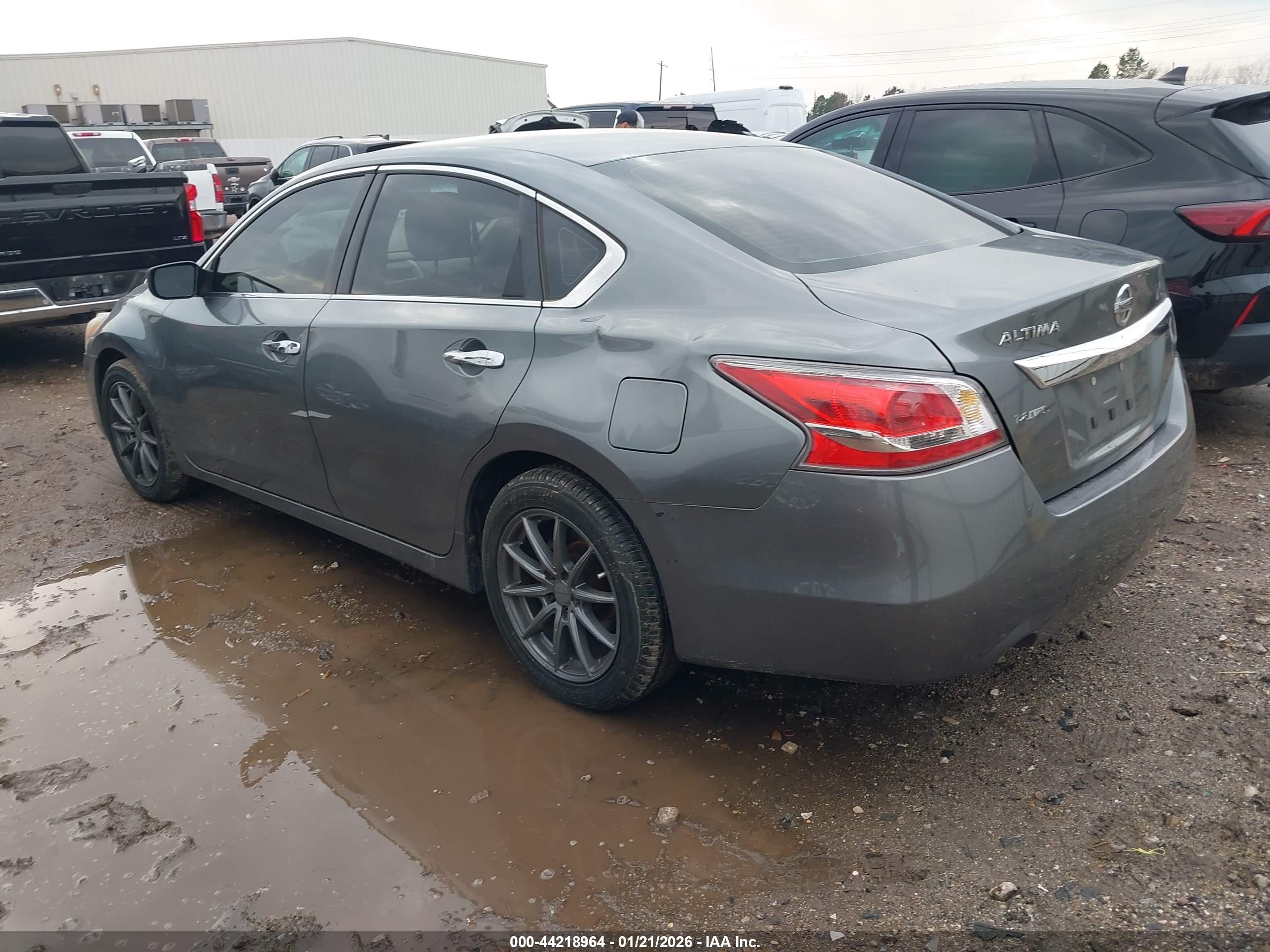 NISSAN ALTIMA image 3