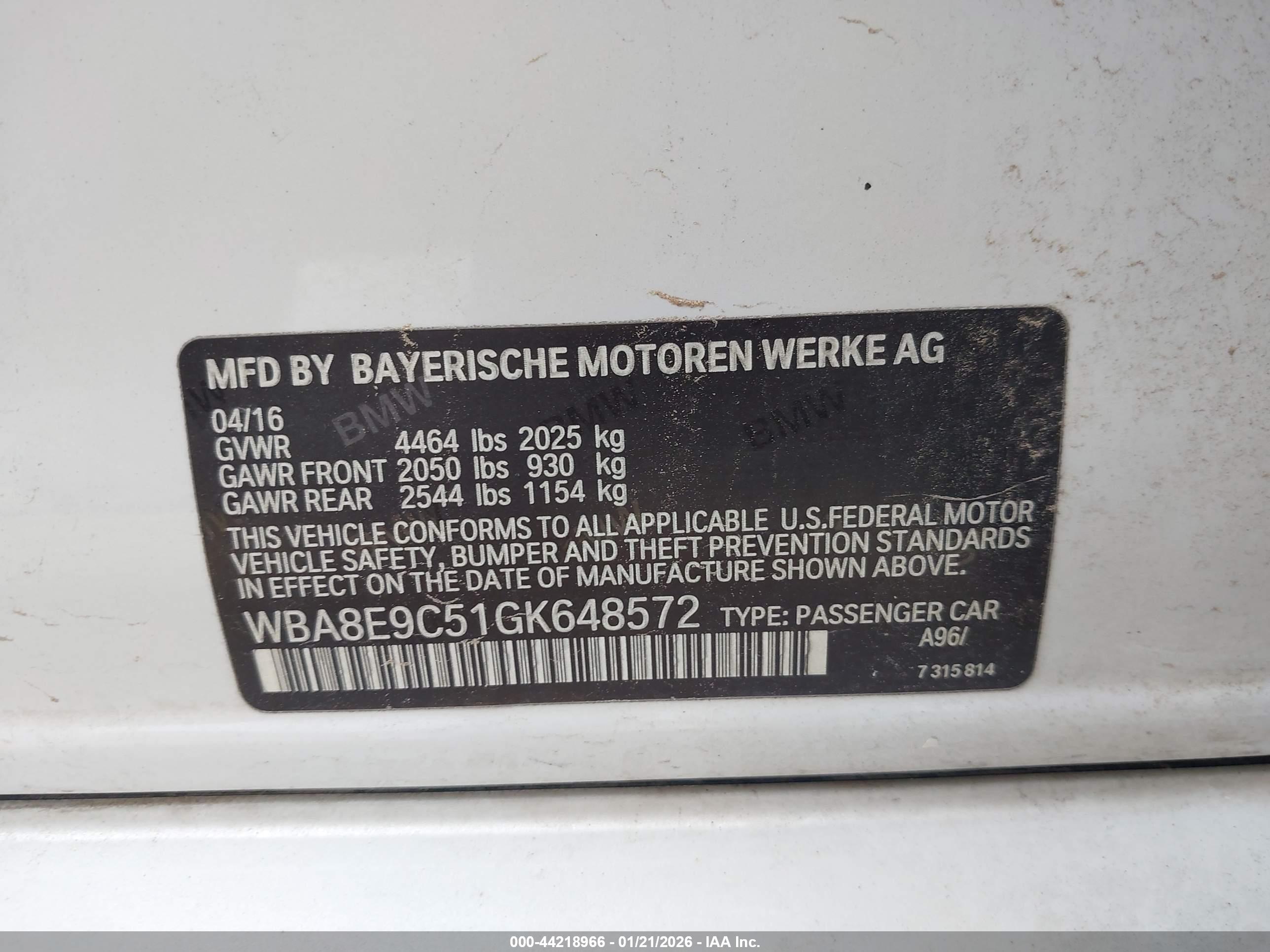 BMW 328I image 9