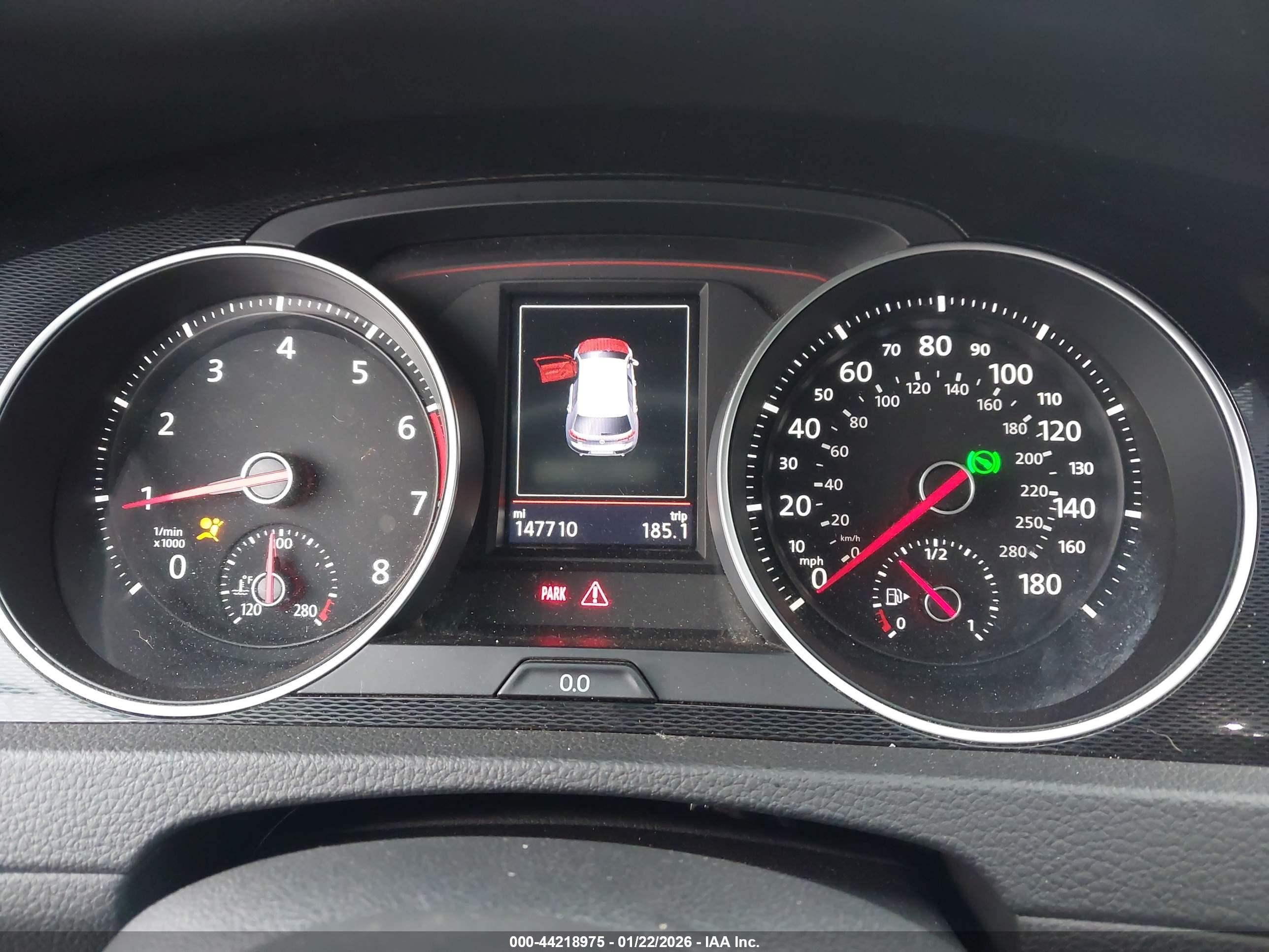 VOLKSWAGEN GOLF image 7