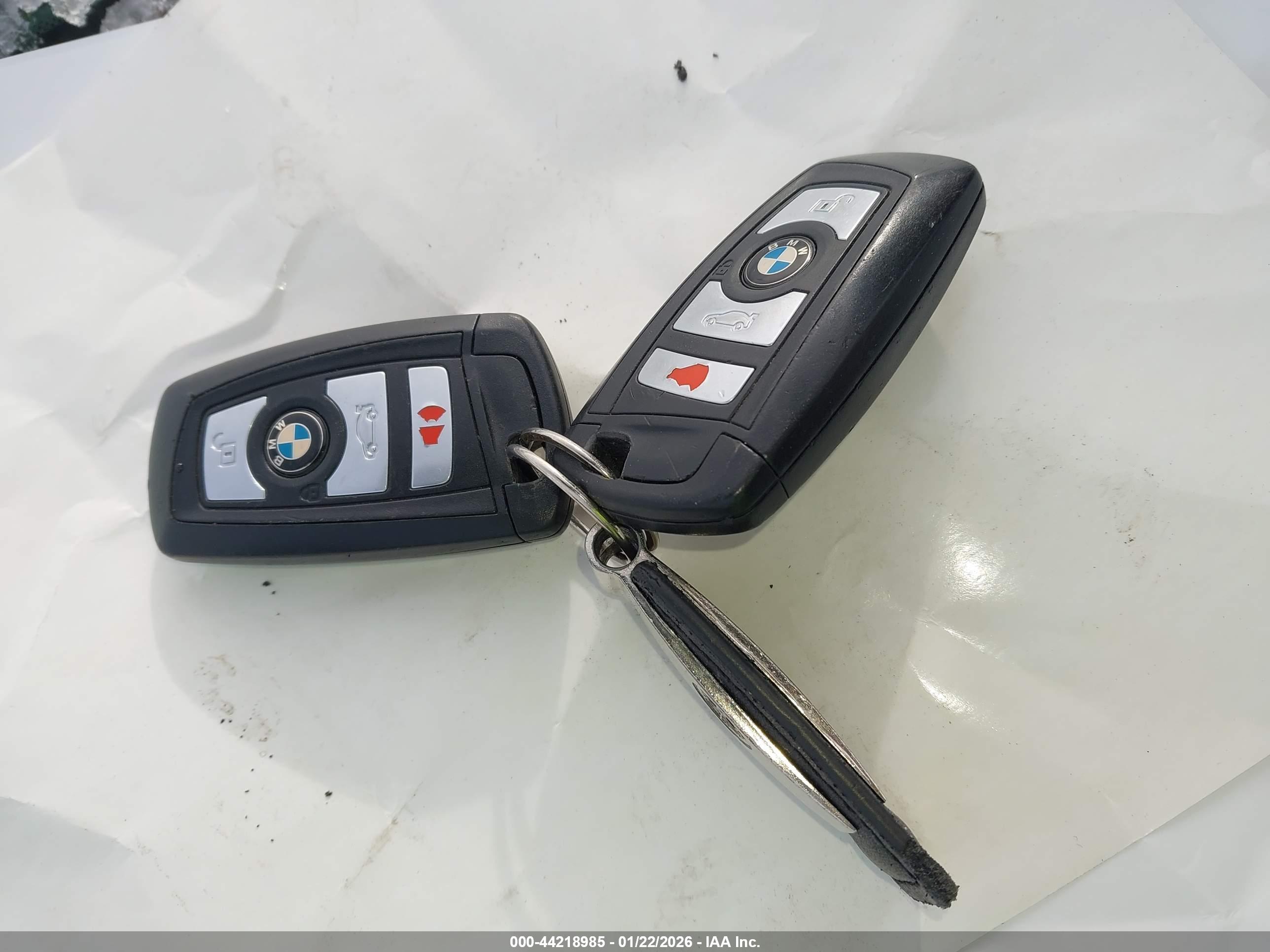 BMW 528I image 11