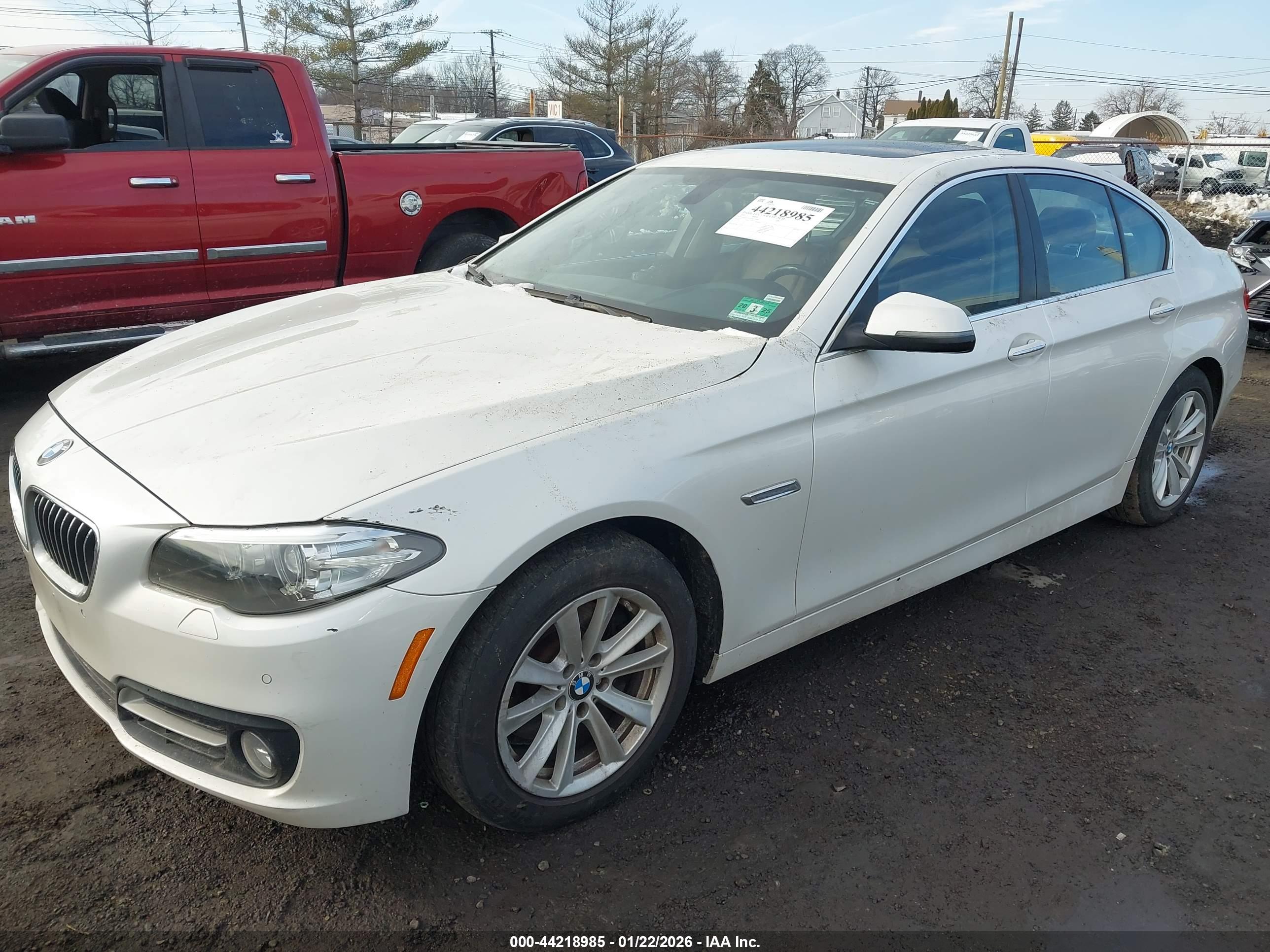 BMW 528I image 2