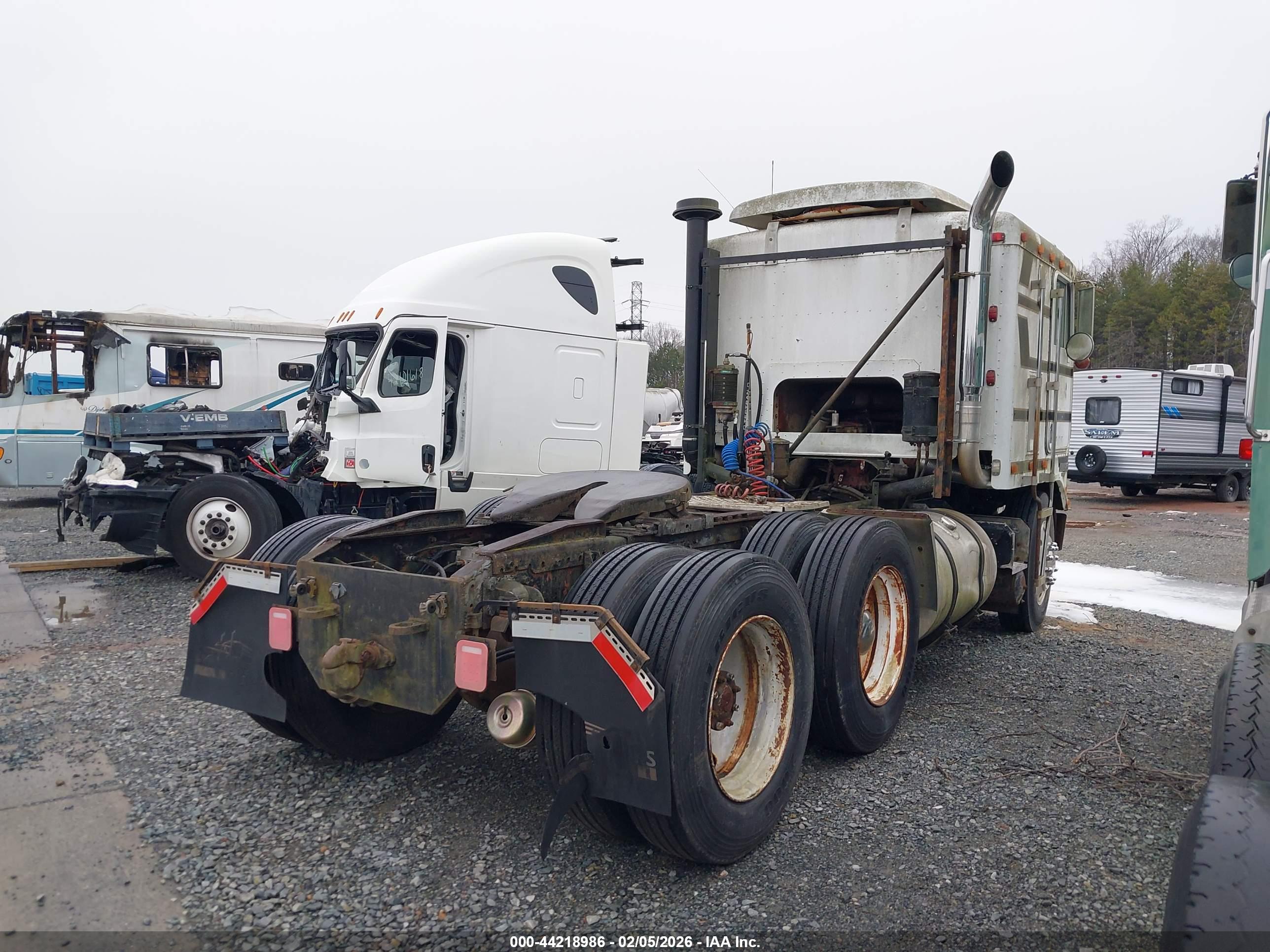 KENWORTH COE image 4
