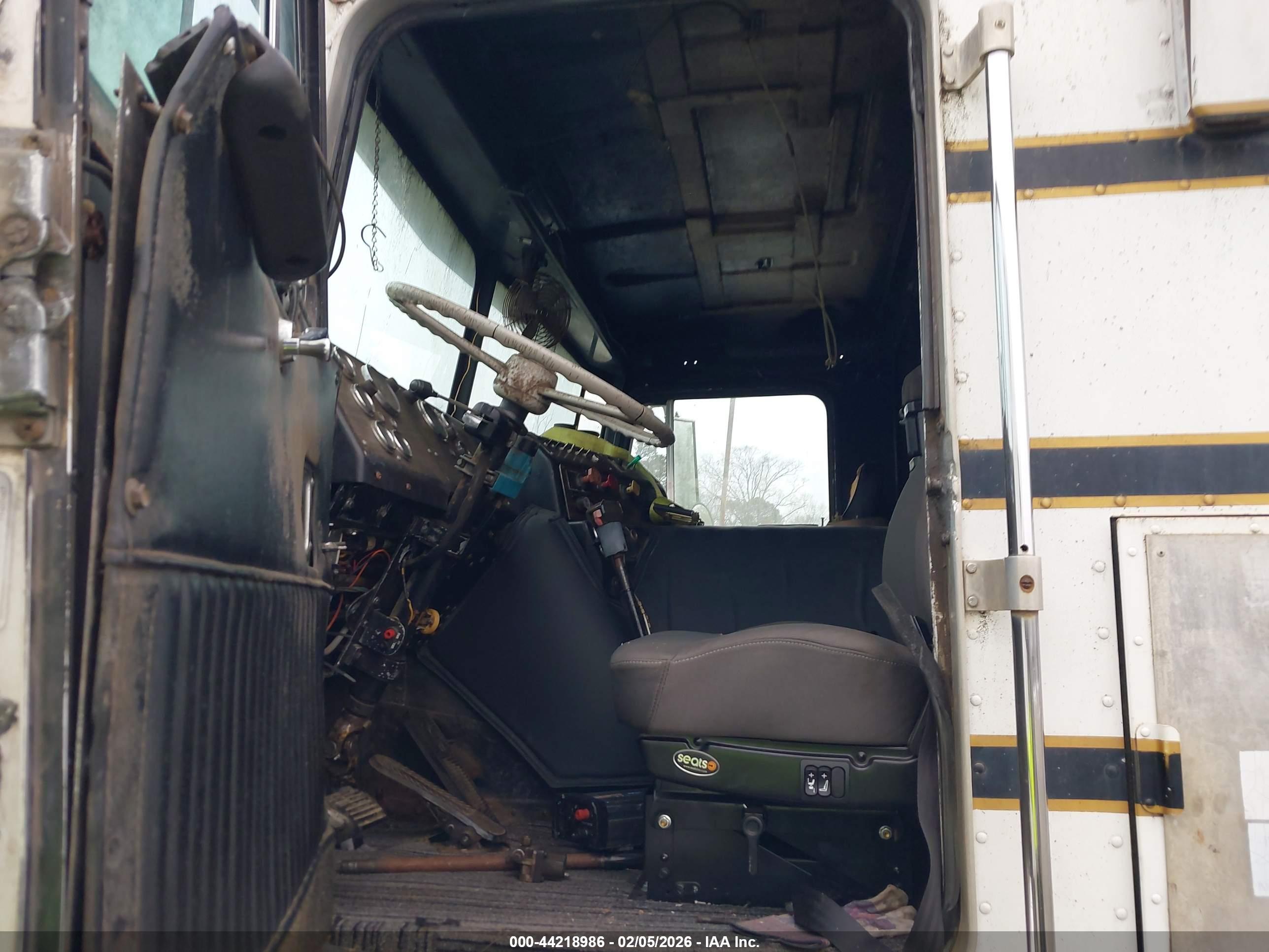 KENWORTH COE image 8