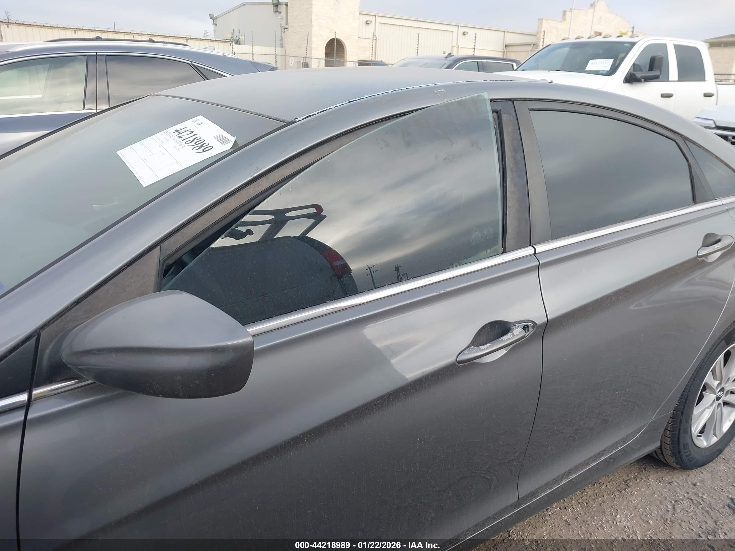 HYUNDAI SONATA image 6