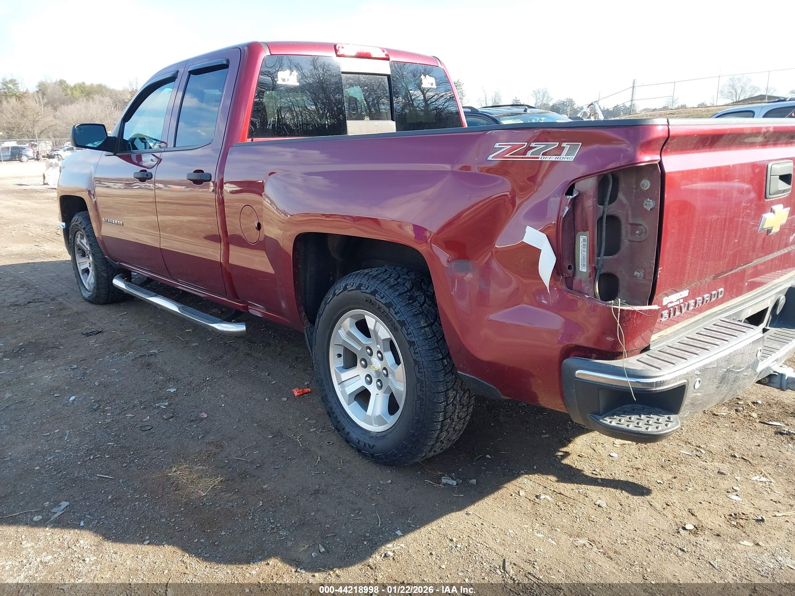 CHEVROLET SILVERADO image 3
