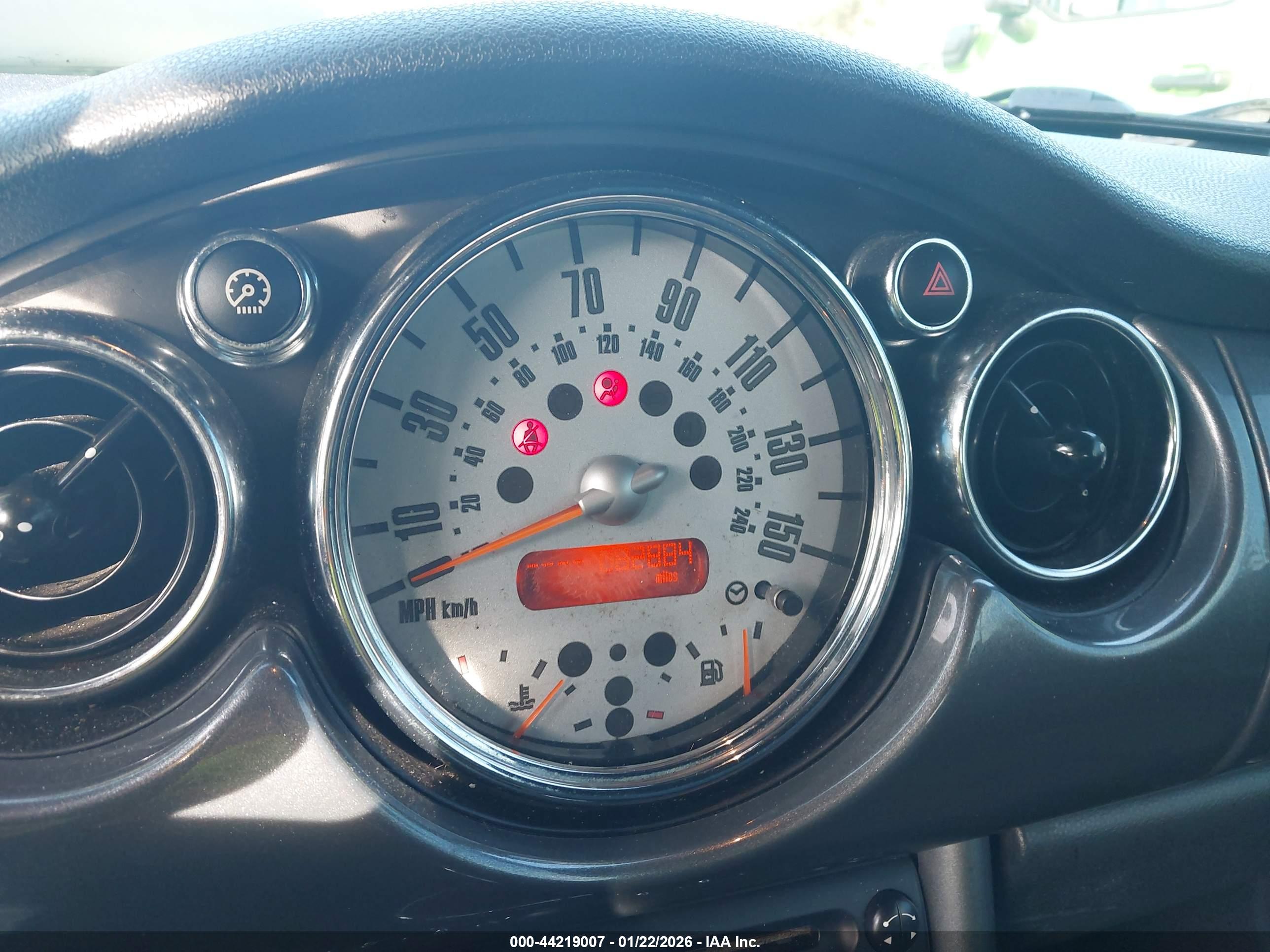 MINI COOPER image 7