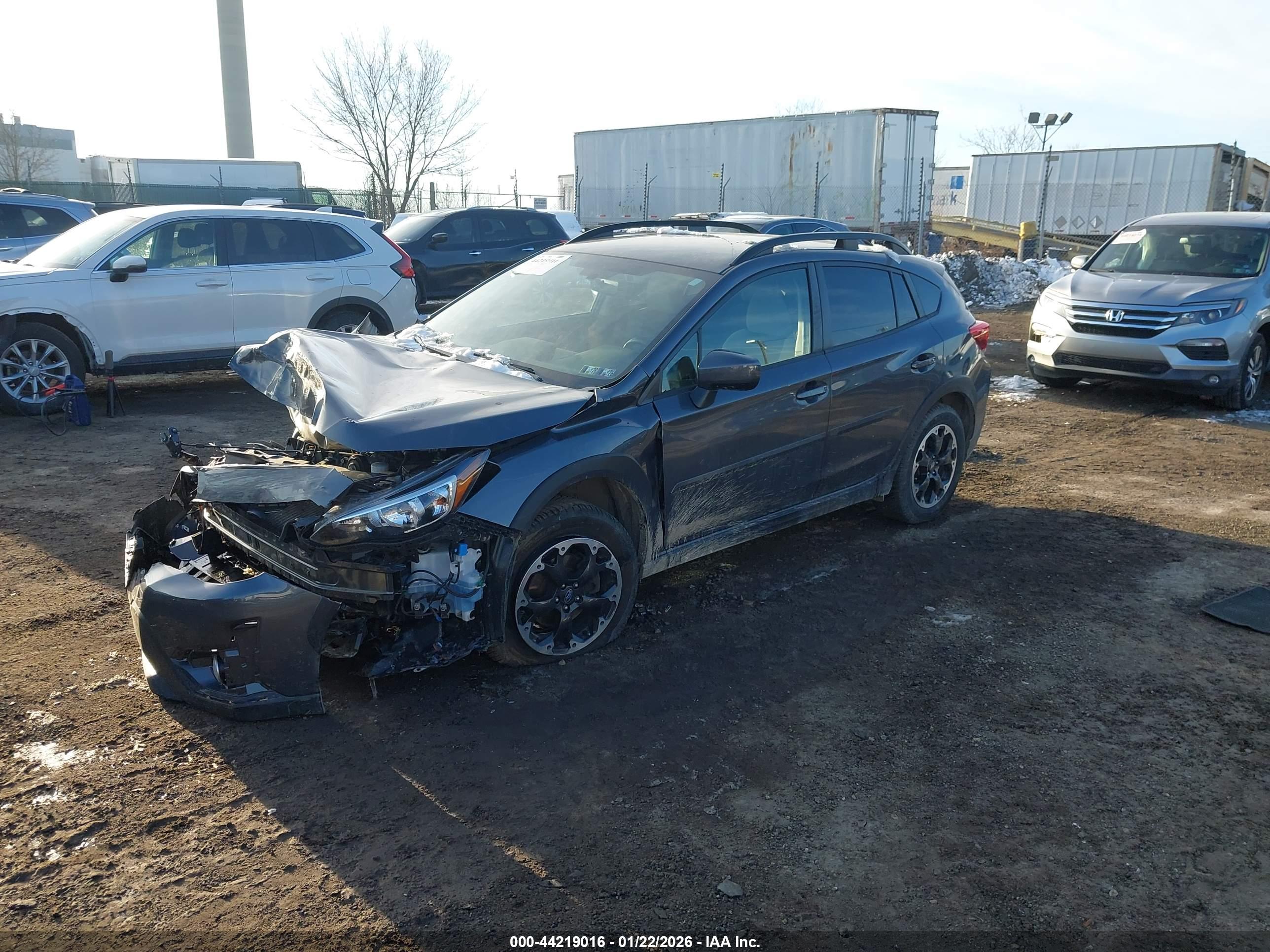 SUBARU CROSSTREK image 2