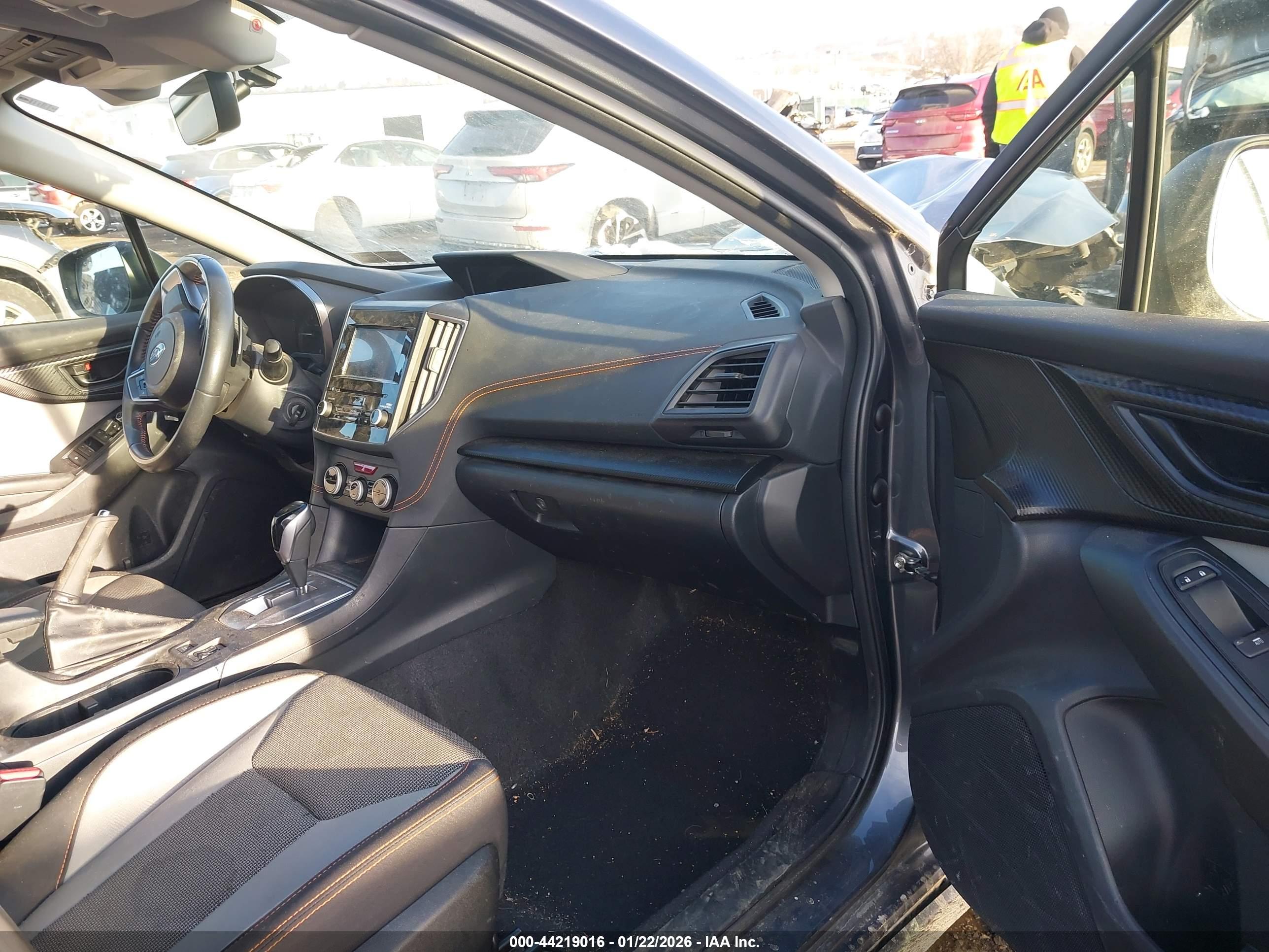 SUBARU CROSSTREK image 5
