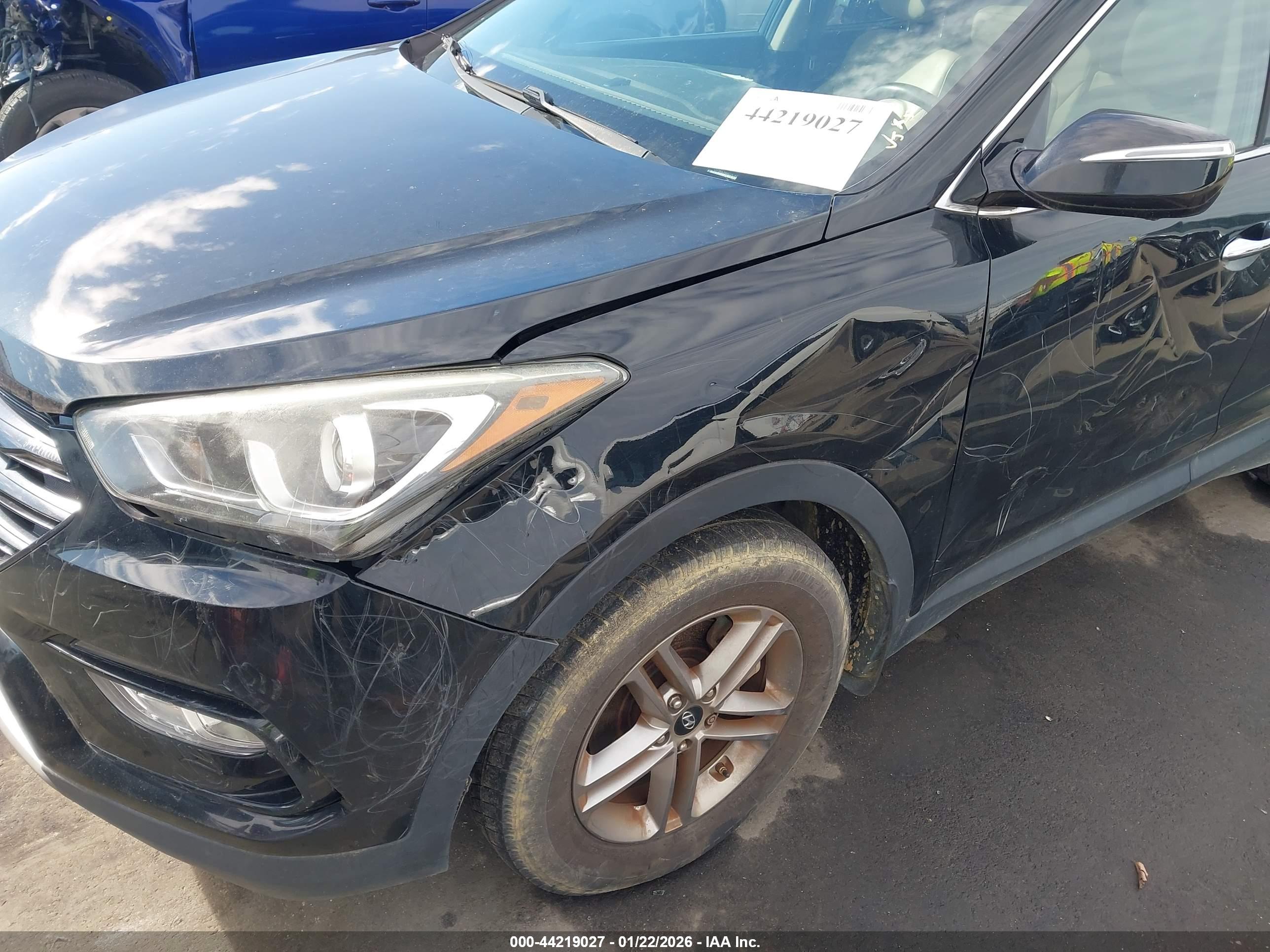 HYUNDAI SANTA image 6