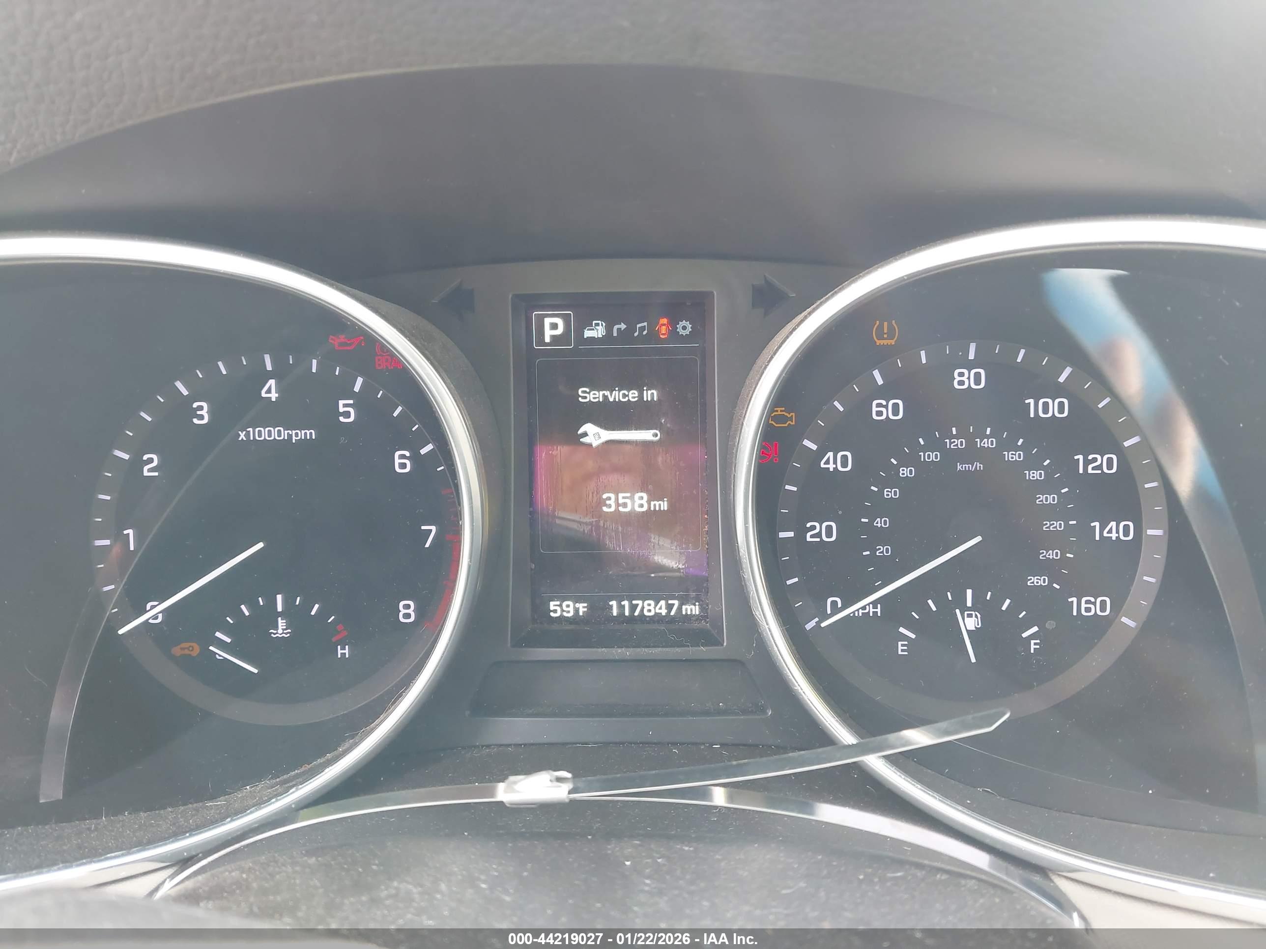 HYUNDAI SANTA image 7