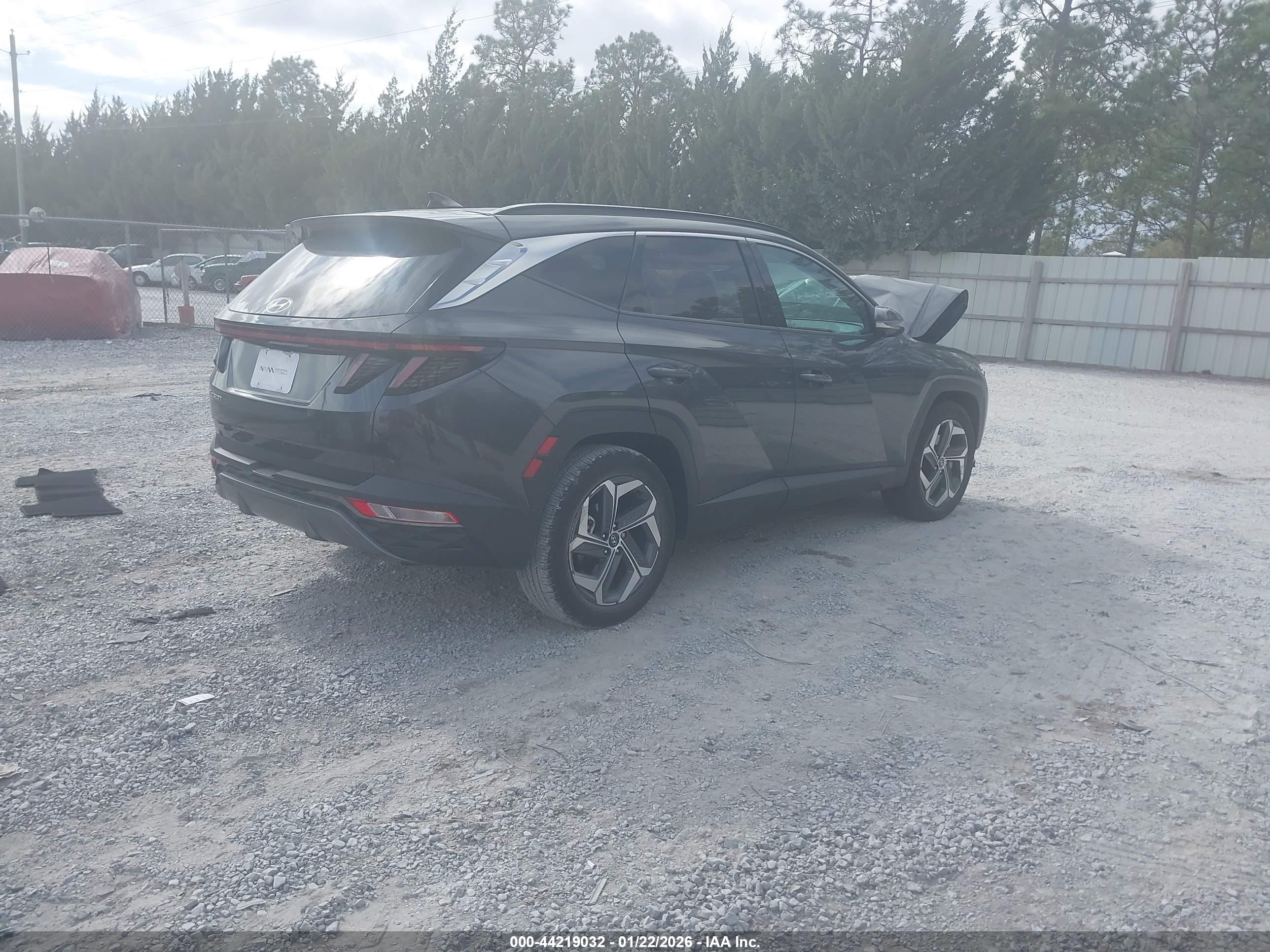 HYUNDAI TUCSON image 4