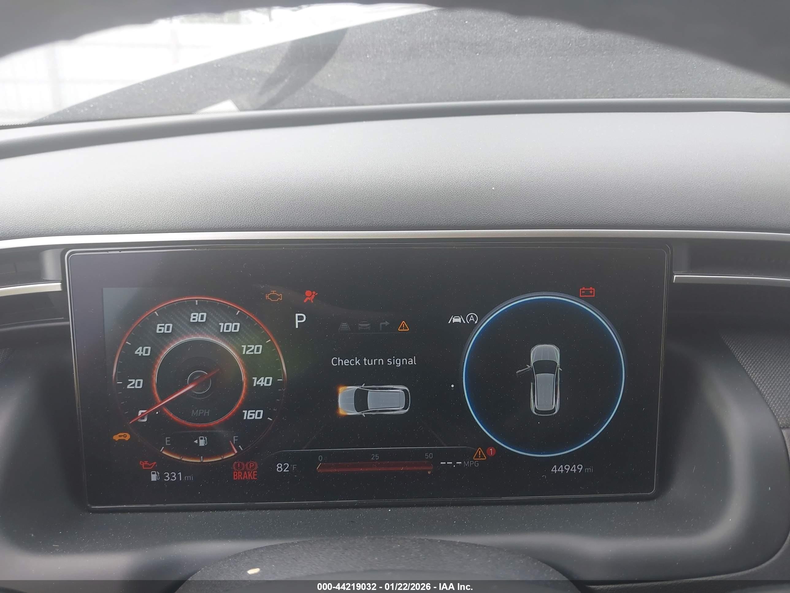 HYUNDAI TUCSON image 7