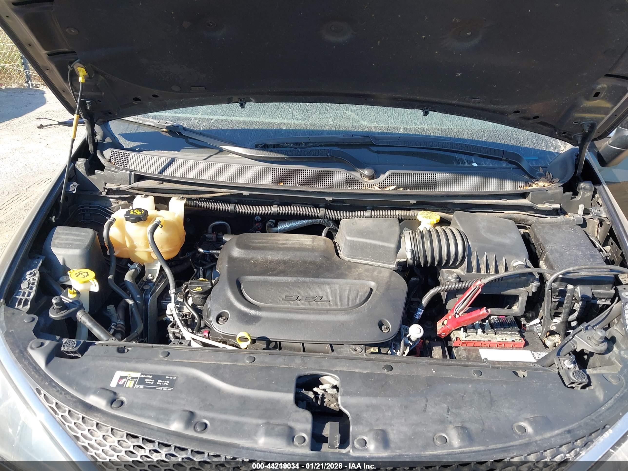 CHRYSLER VOYAGER image 10