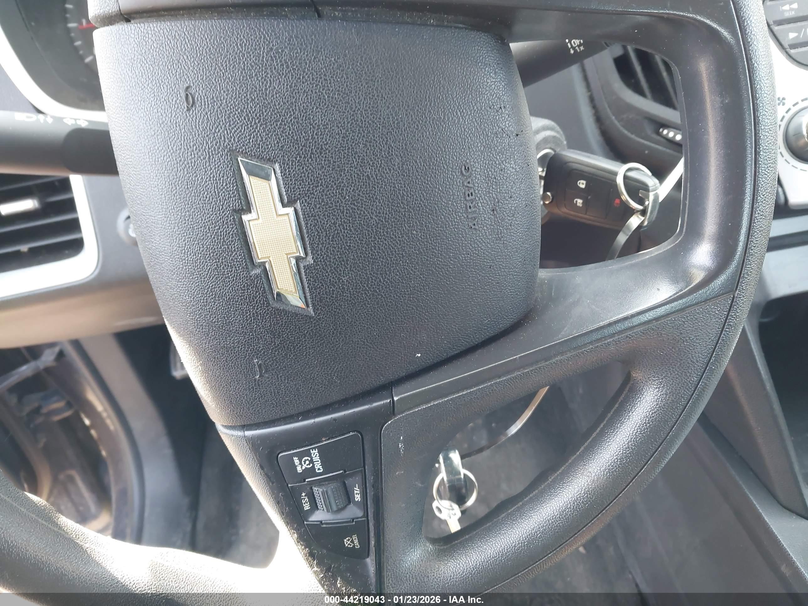 CHEVROLET EQUINOX image 11