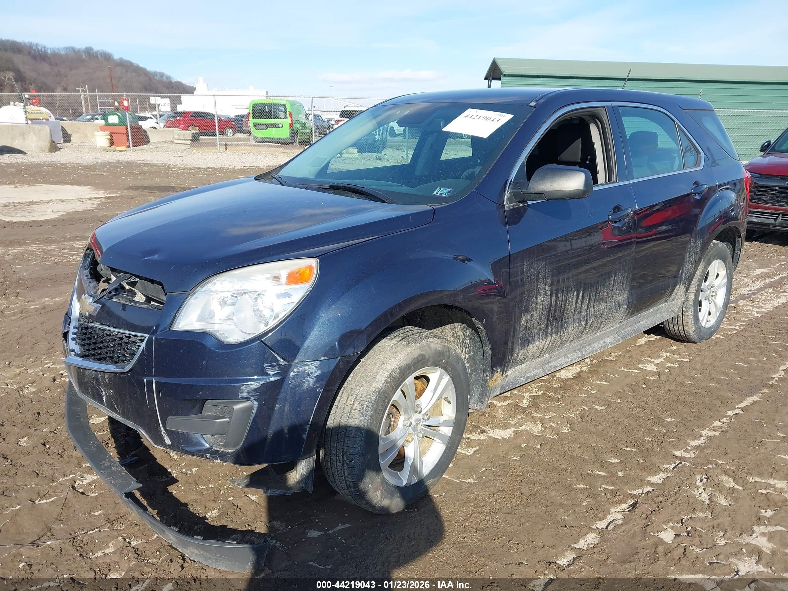 CHEVROLET EQUINOX image 2
