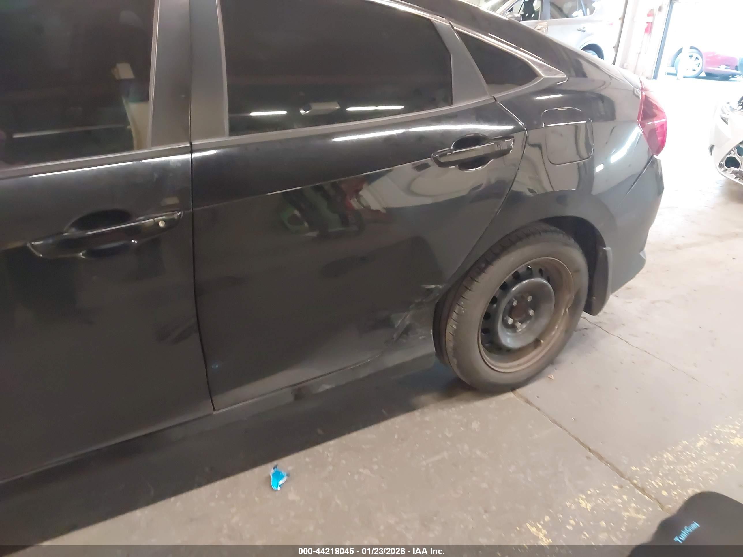 HONDA CIVIC image 6