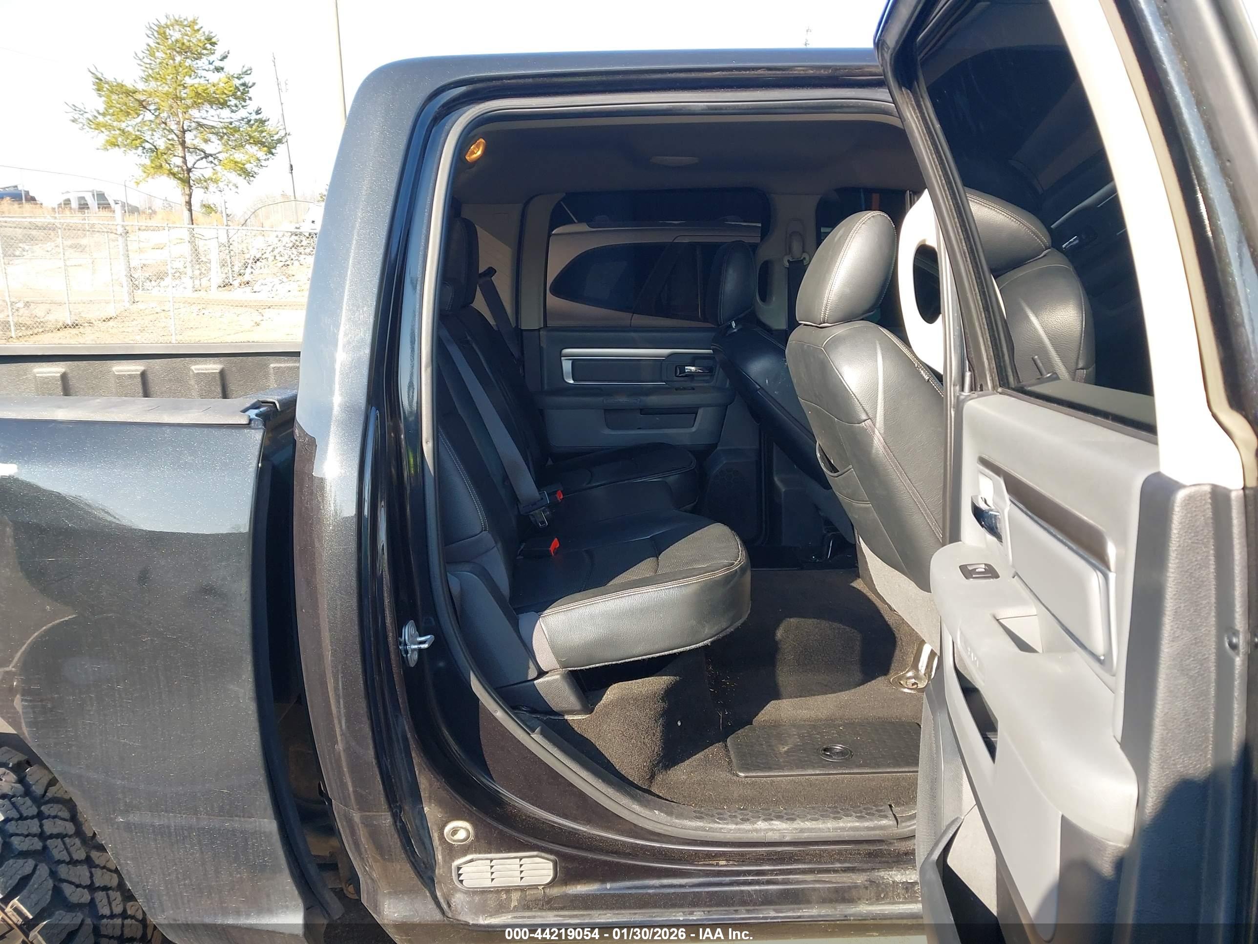 RAM 1500 image 8
