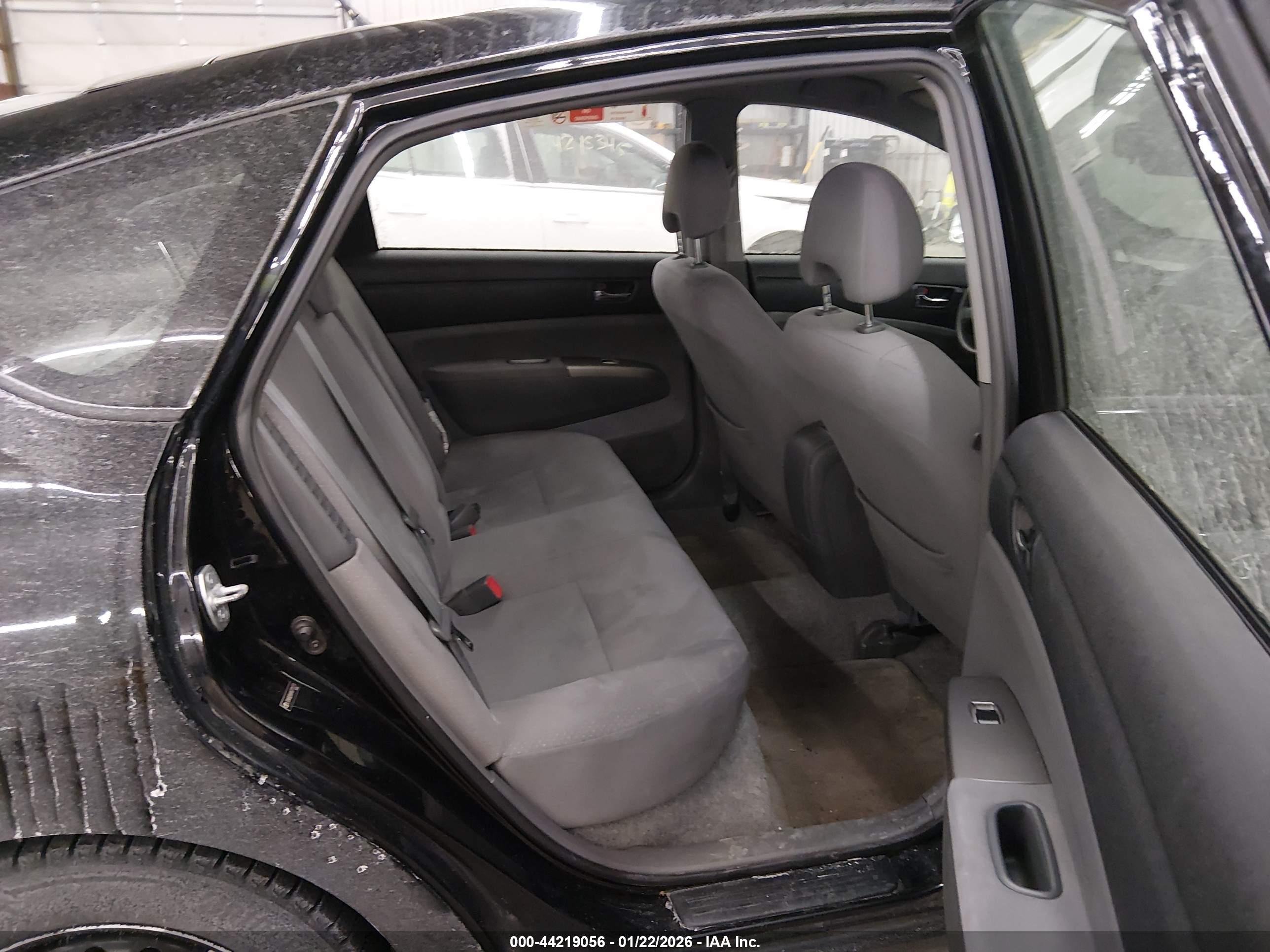 TOYOTA PRIUS image 8