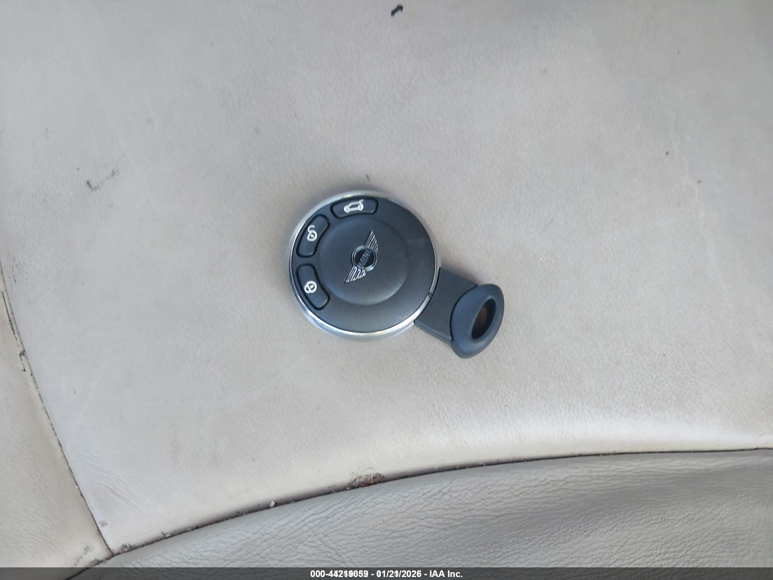 MINI COUPE image 11