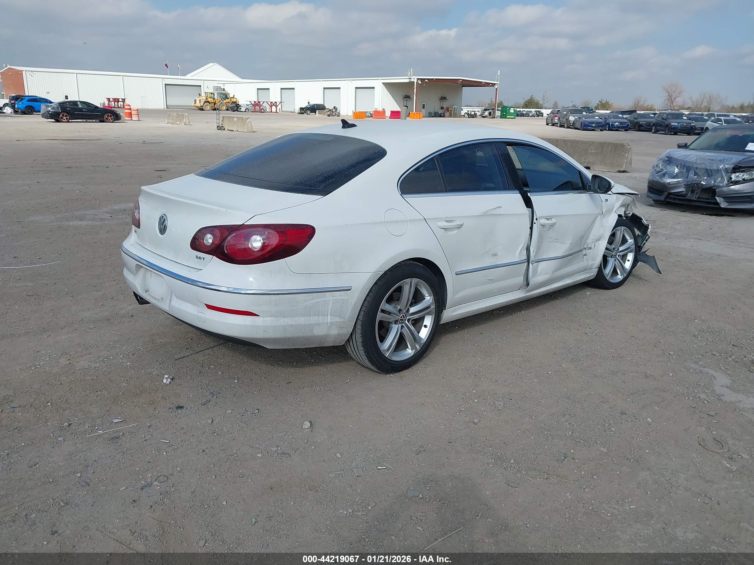 VOLKSWAGEN CC image 4