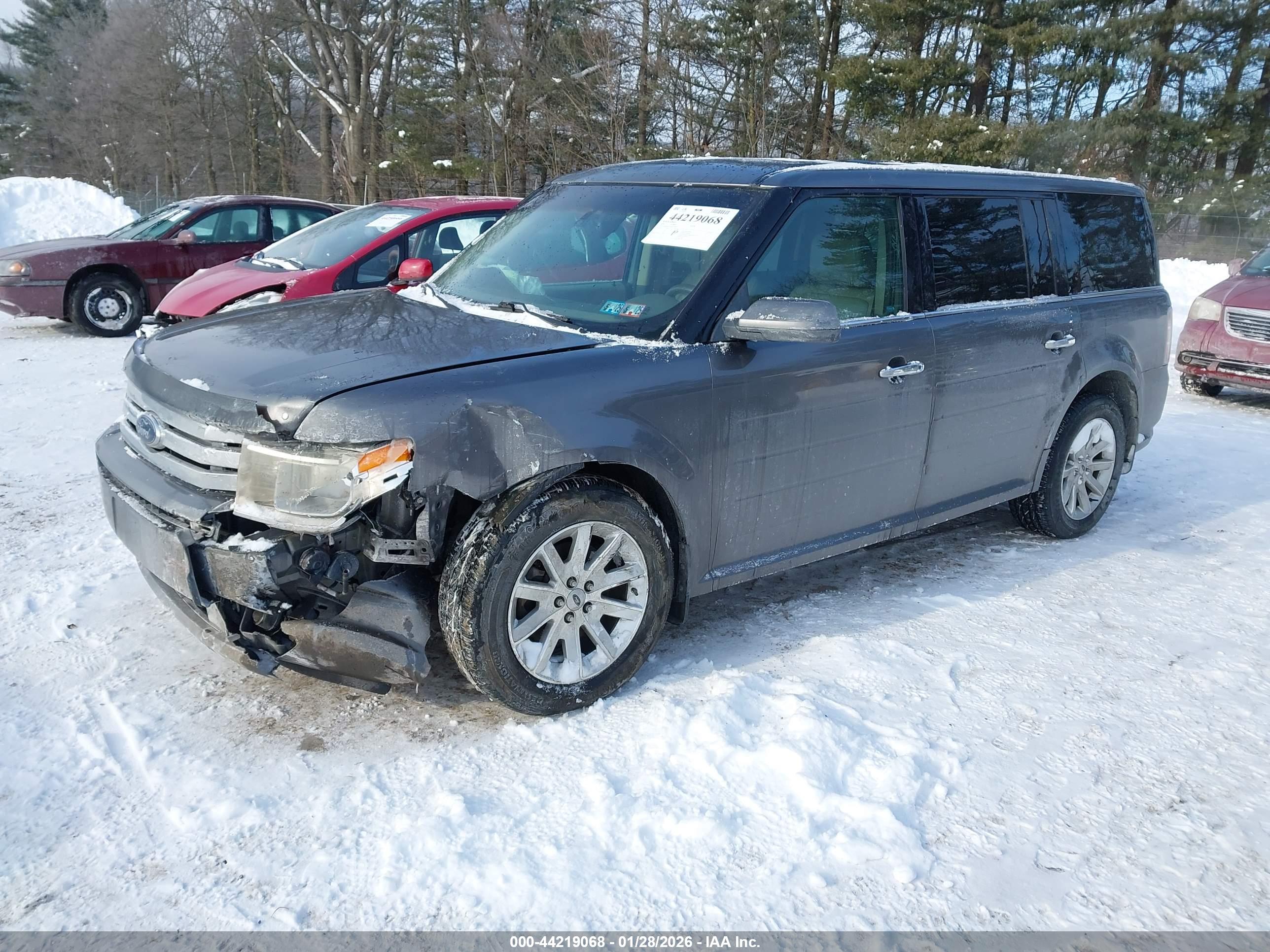 FORD FLEX image 2