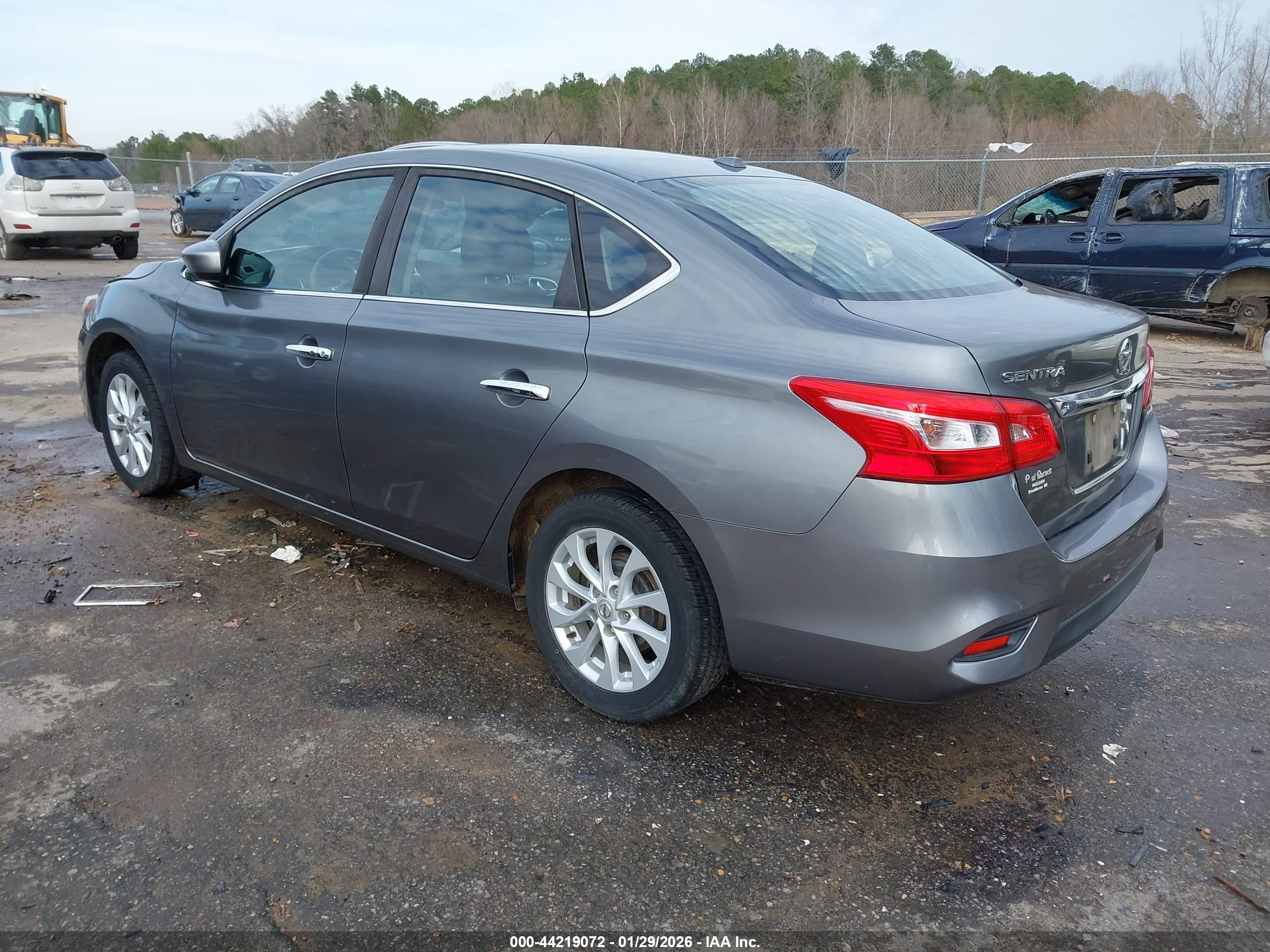 NISSAN SENTRA image 3