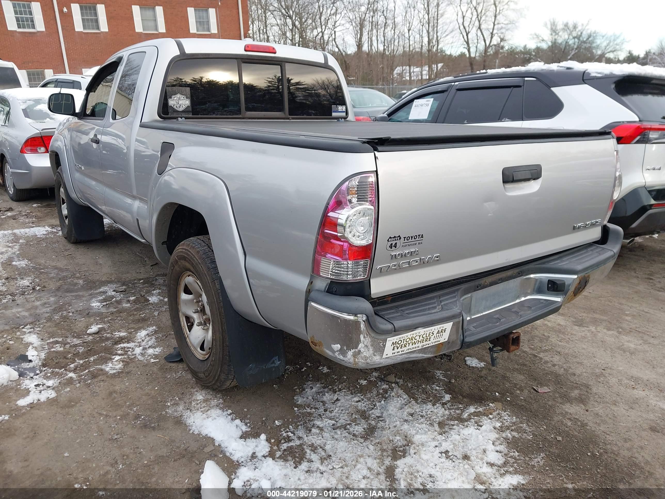 TOYOTA TACOMA image 3