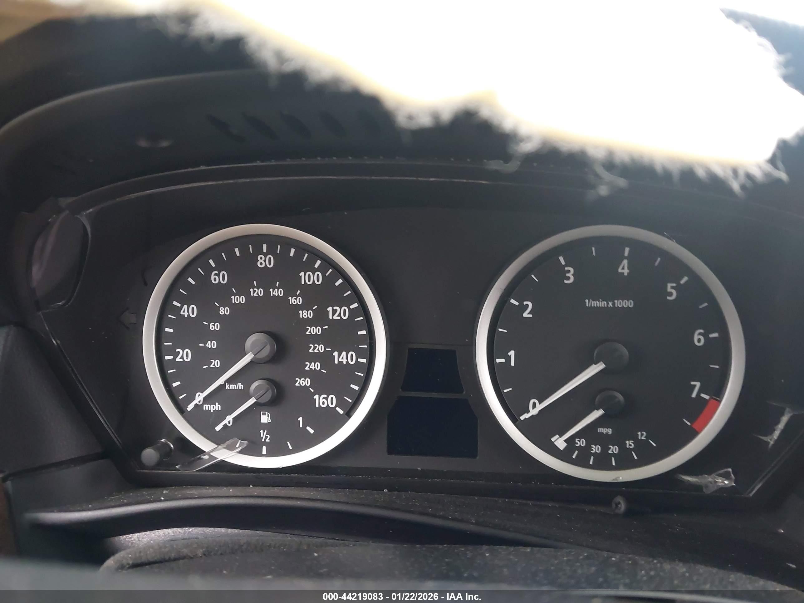 BMW 530I image 7