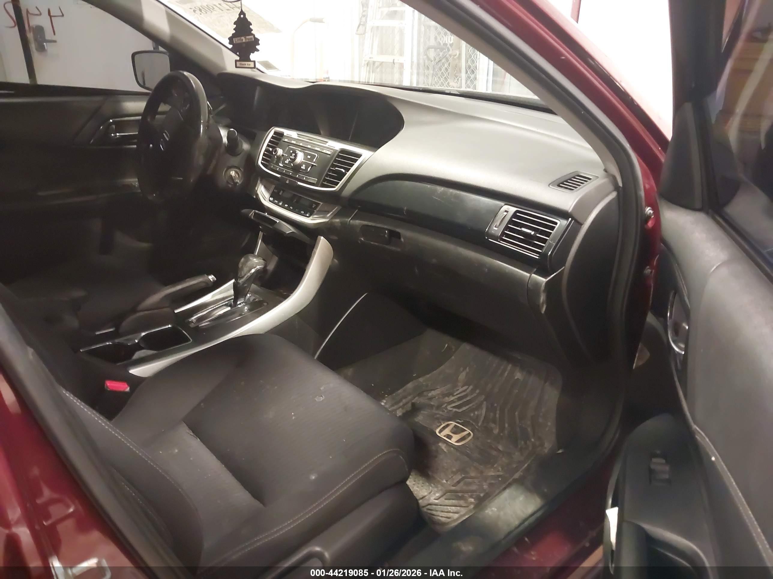 HONDA ACCORD image 5