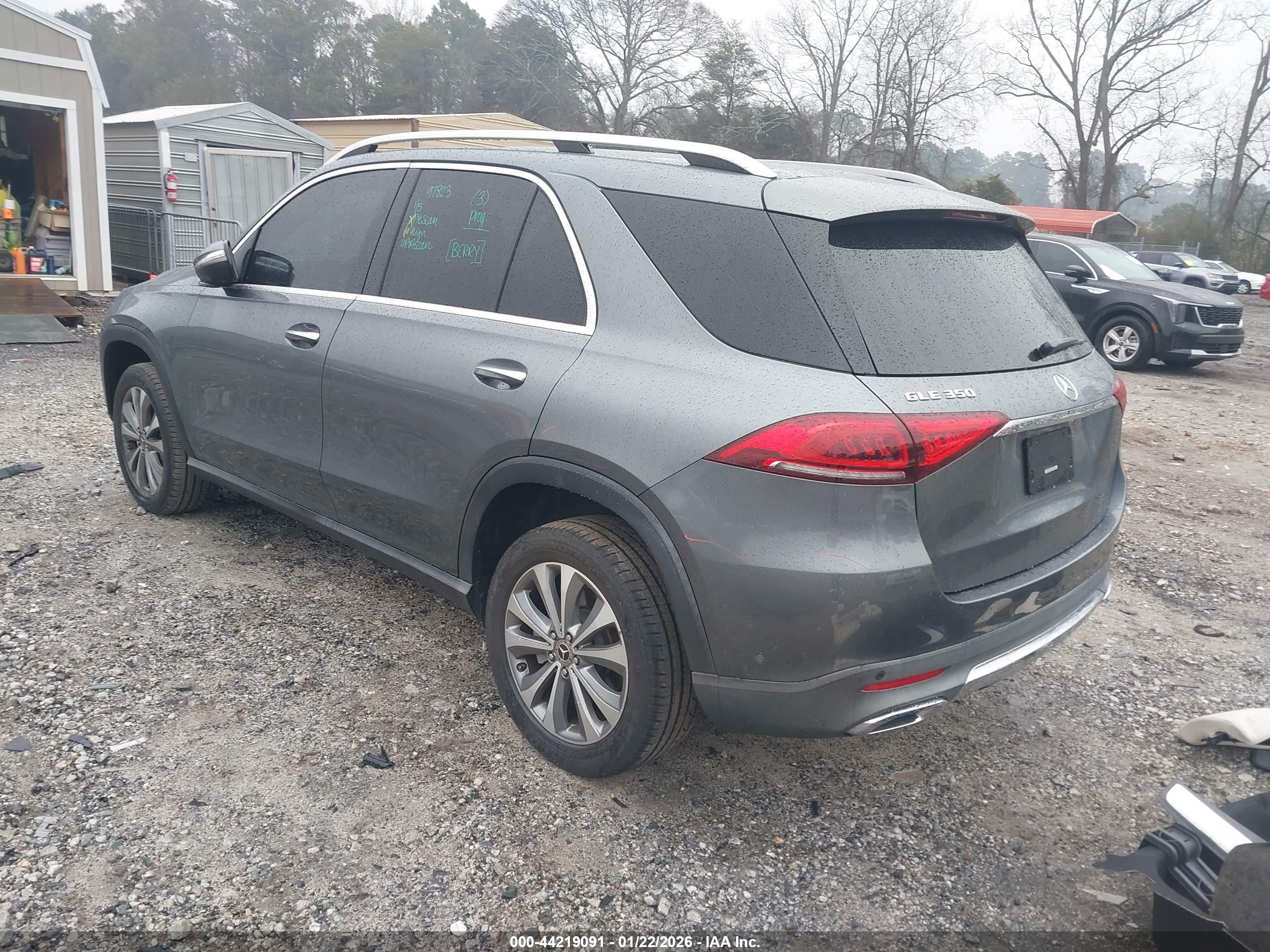 MERCEDES-BENZ GLE image 3