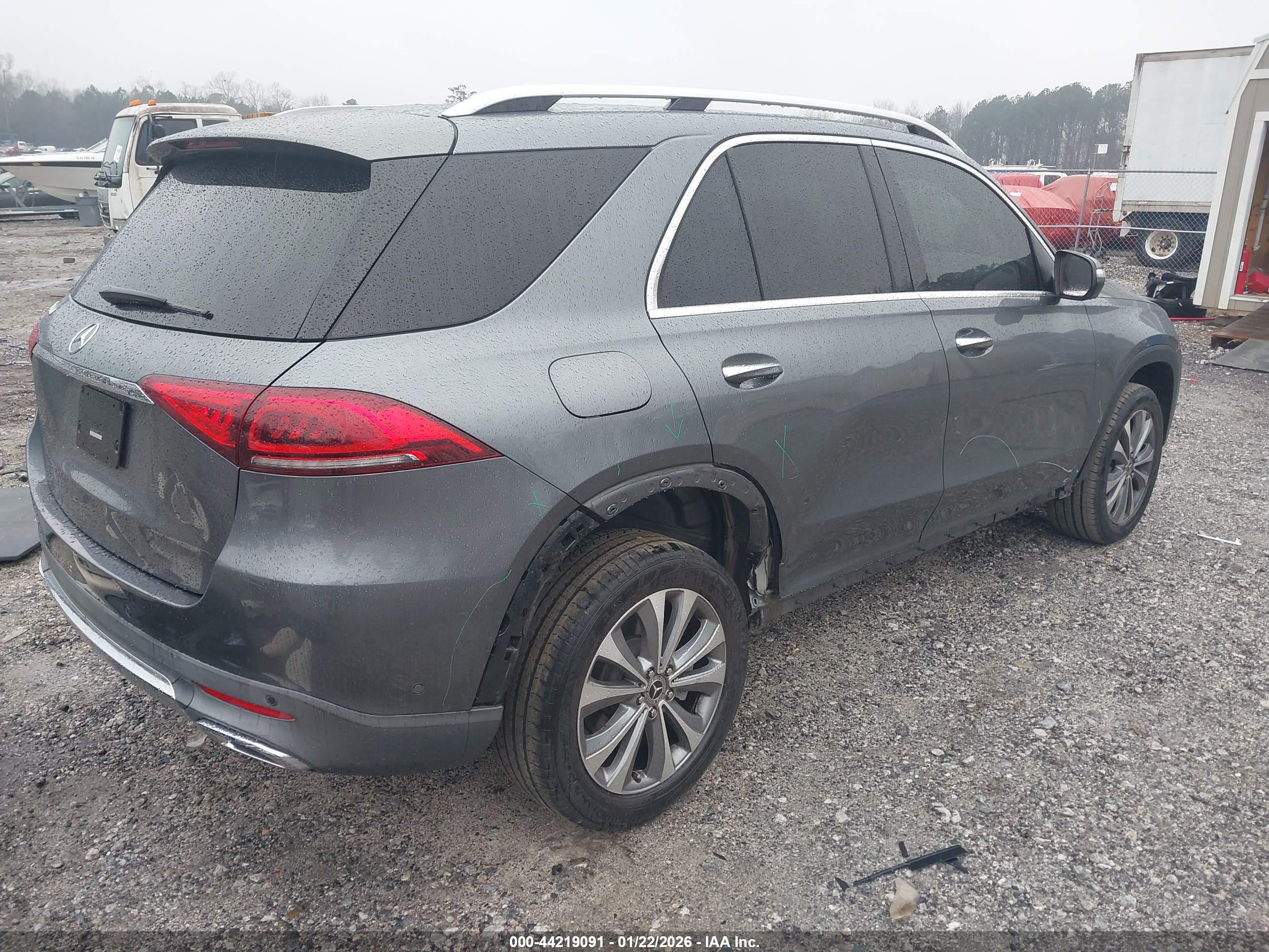 MERCEDES-BENZ GLE image 4