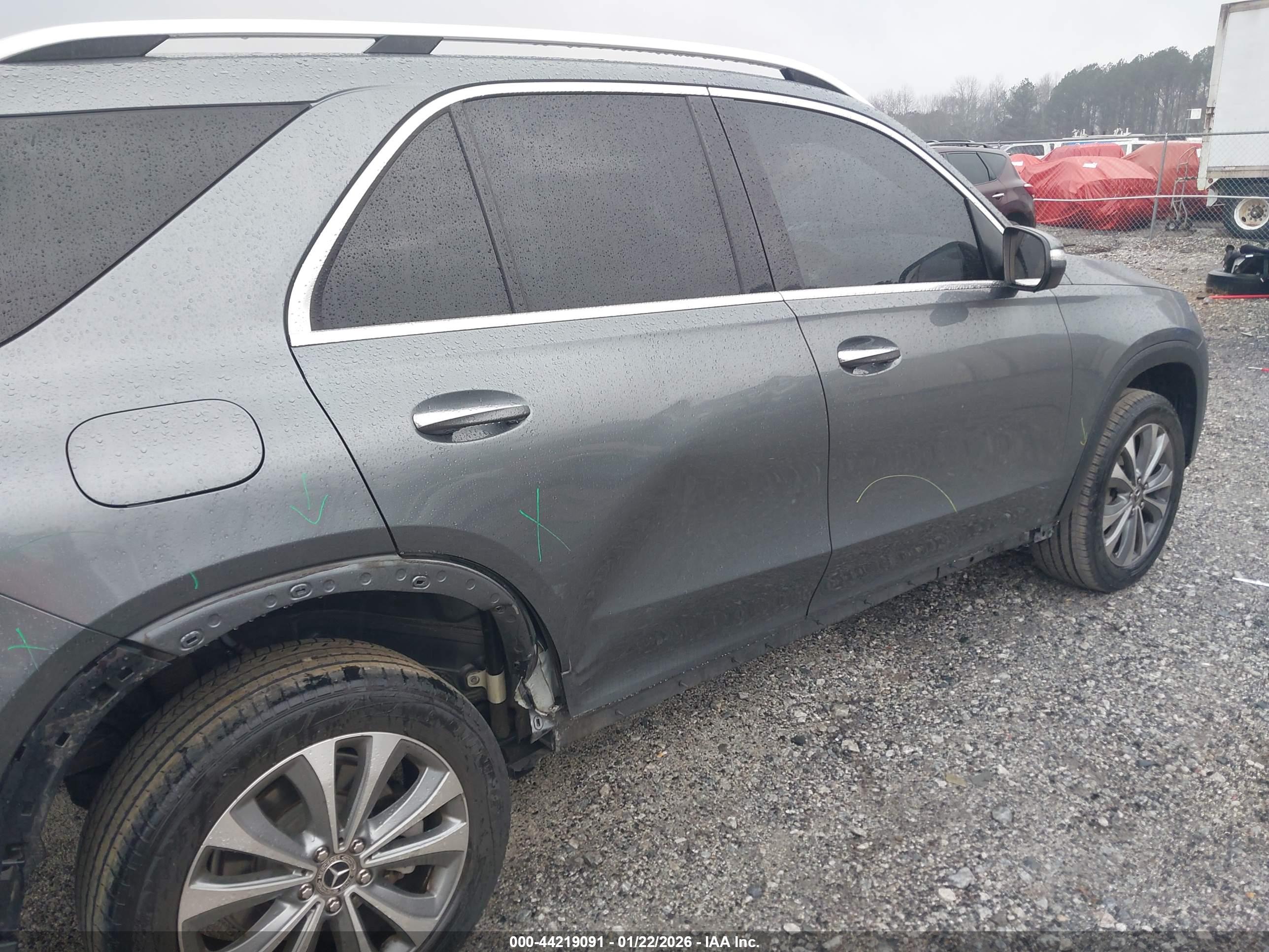 MERCEDES-BENZ GLE image 6