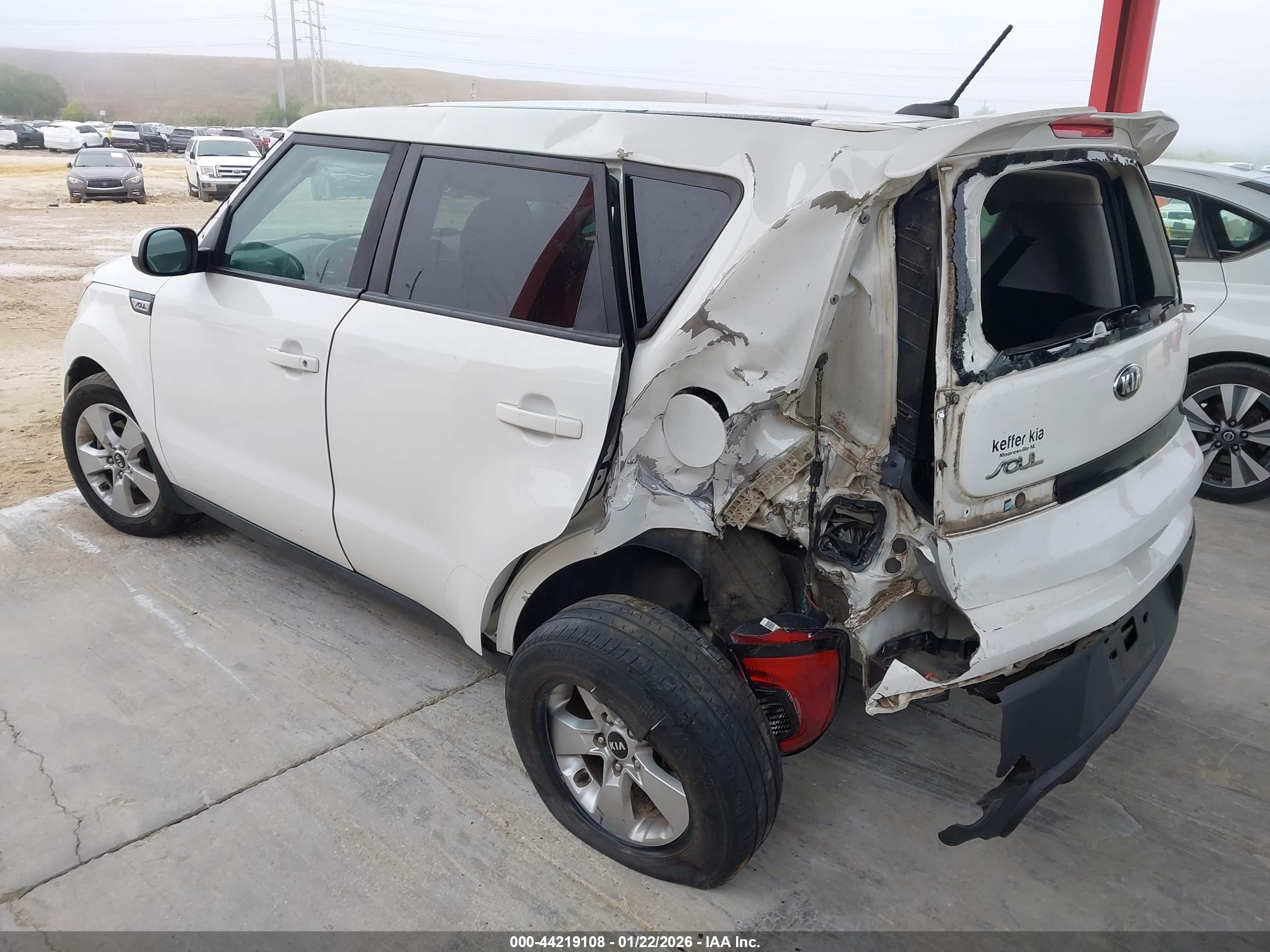 KIA SOUL image 3